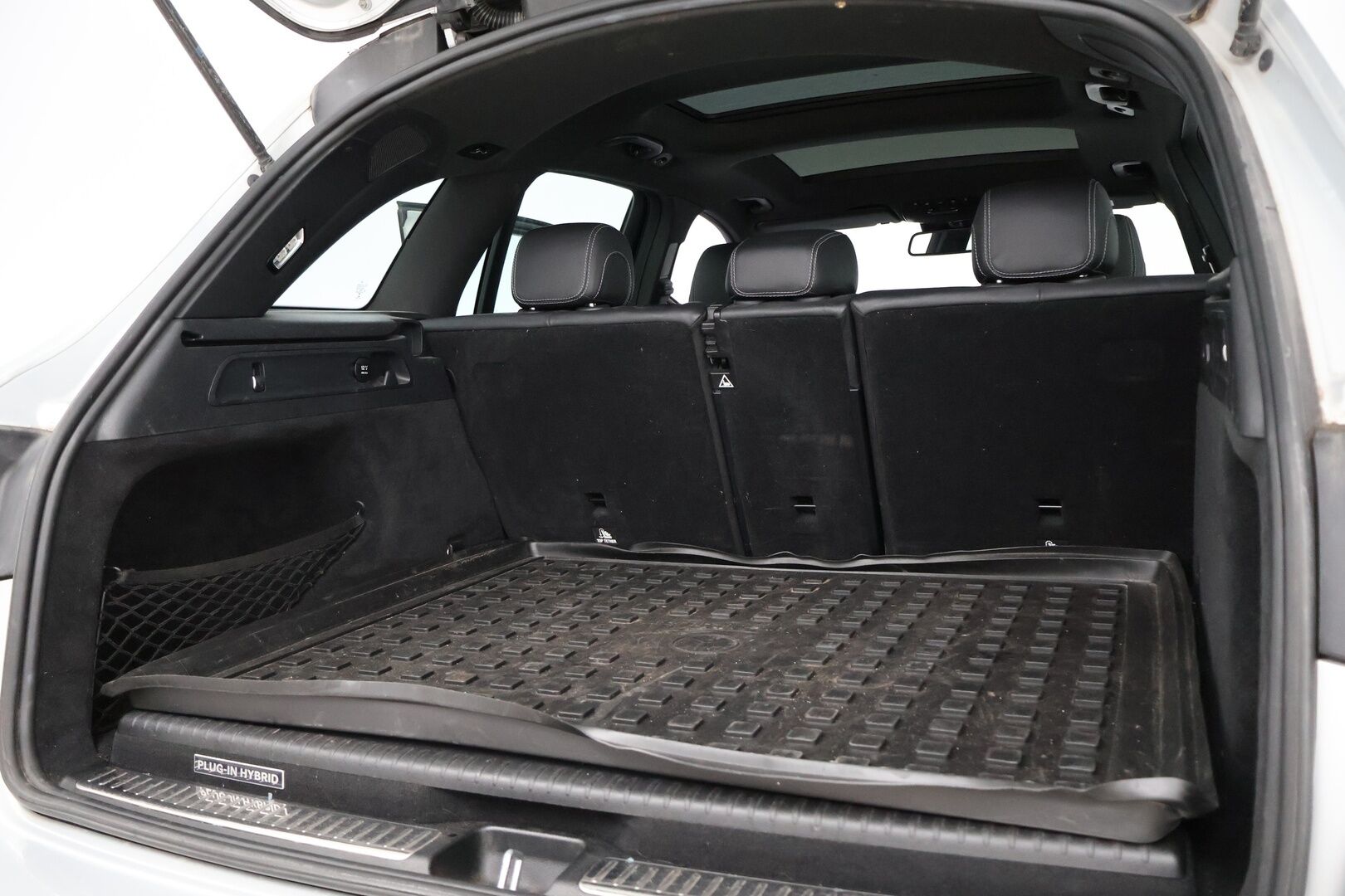 Mercedes-Benz GLC 2018 350 e 4MATIC A Premium Business AMG - Panoraama | Ilmastoidut Nahat | Peruutuskamera | Vetokoukku | ILS LED | Comand Navi | SoH 53%!