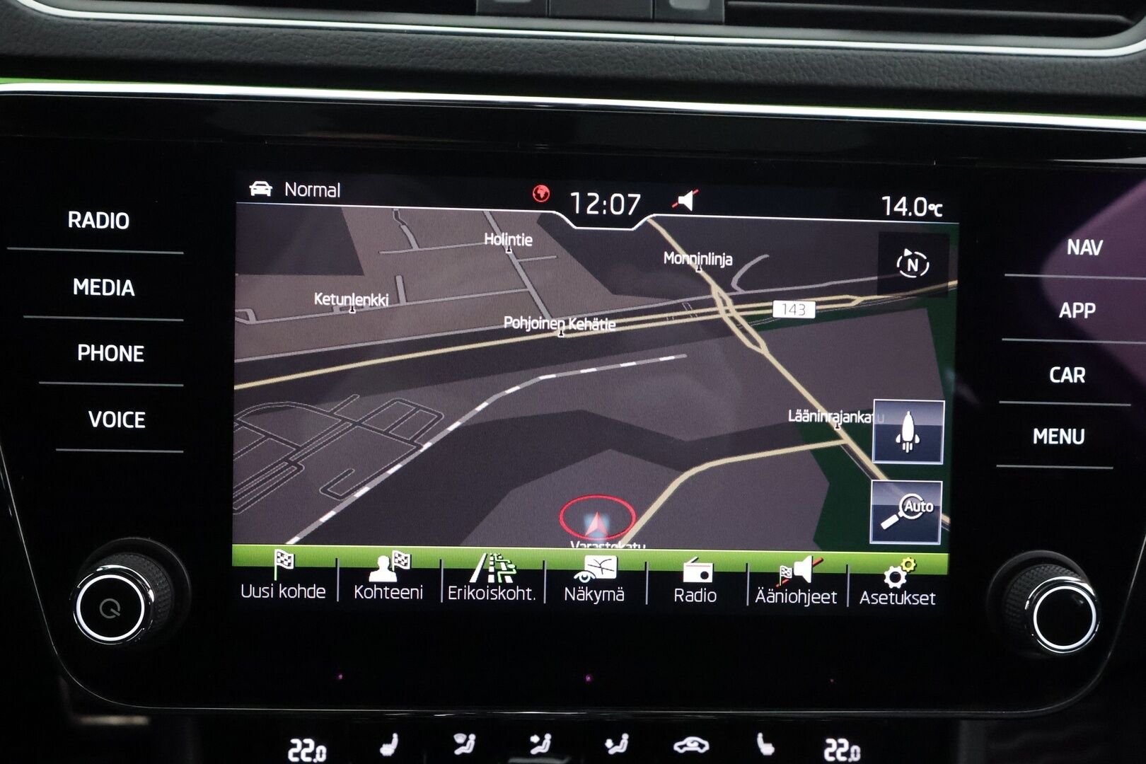 Skoda Superb 2019 2,0 TDI 190 4x4 SportLine DSG * Webasto / ACC / Xenon / P.Kamera / Muistipenkki / Canton / Lasikattoluukku / Keyless * - Suomi-auto / Kahdet renkaat aluvanteilla