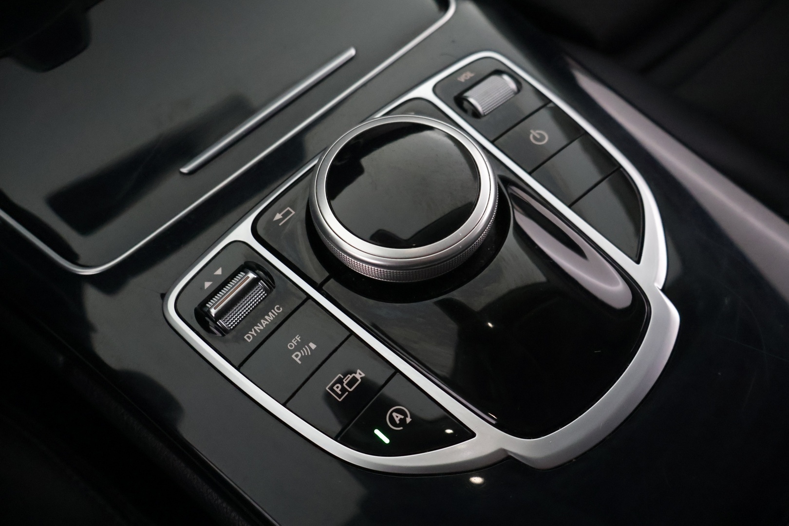 Mercedes-Benz C 2019 200 d A Business Avantgarde - Suomi-auto | Navi | Vakkari | P-kamera | LED - KORKO VAIN 3,99 %