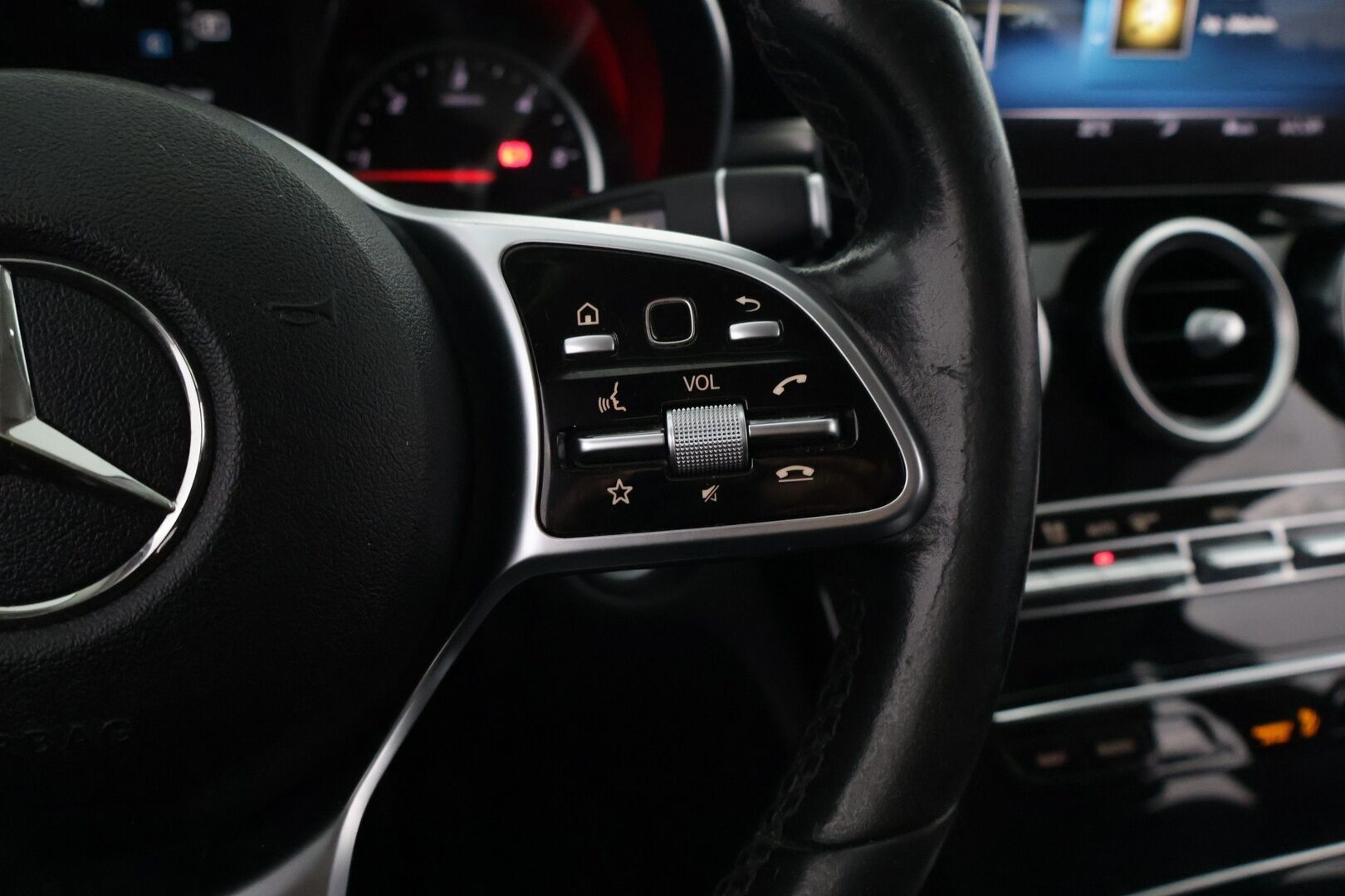 Mercedes-Benz C 2019 200 d A Business Avantgarde * Facelift / Vakkari / Navi / P-kamera / Suomi-Auto * - * Tyylikäs C-sarjan Mersu hyvillä varusteilla! *