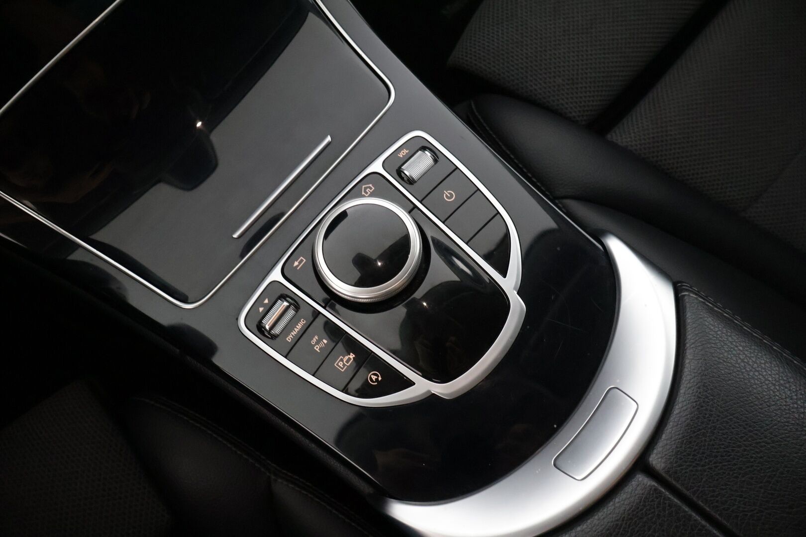 Mercedes-Benz C 2019 200 d A Business Avantgarde - Siisti C-sarjalainen / Tulossa myyntiin! 