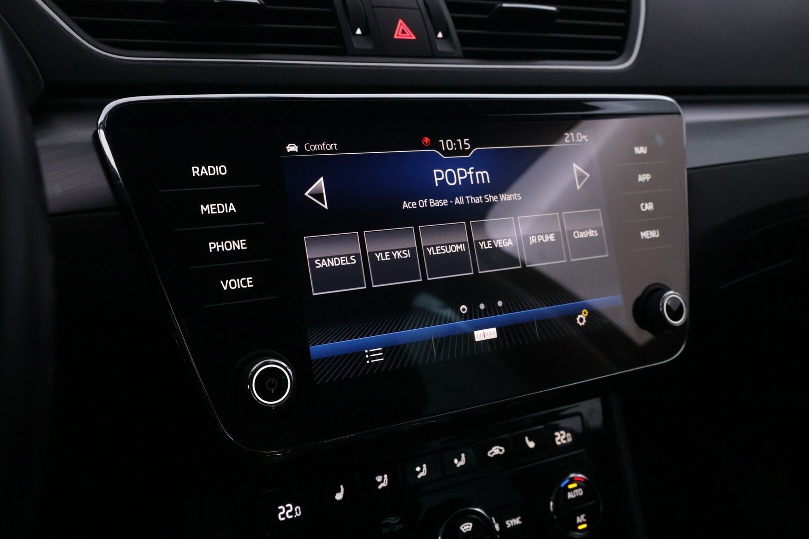 Skoda Superb 2019 2,0 TDI 150 Style BusinessLine DSG Autom. - ACC | Canton | Webasto | Muistipenkki | P.Kamera | Tutkat | KeyLessGo