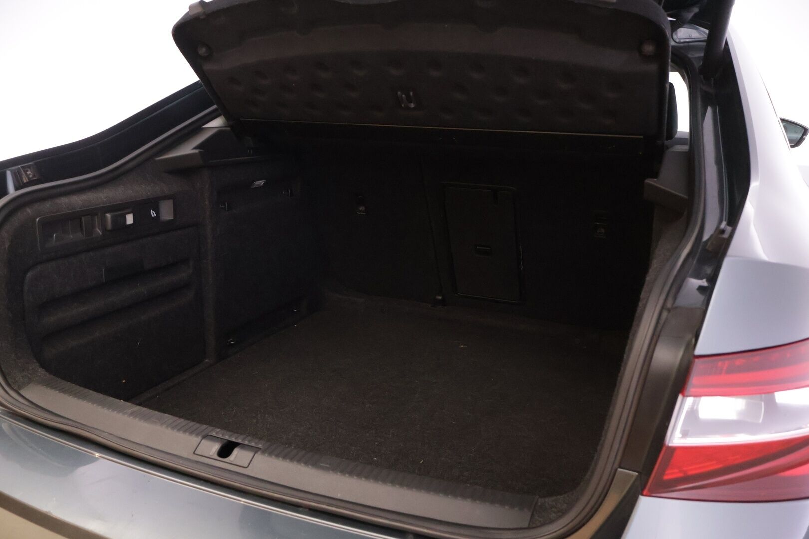 Skoda Superb 2019 2,0 TDI 150 Style BusinessLine DSG Autom. - ACC | Canton | Webasto | Muistipenkki | P.Kamera | Tutkat | KeyLessGo