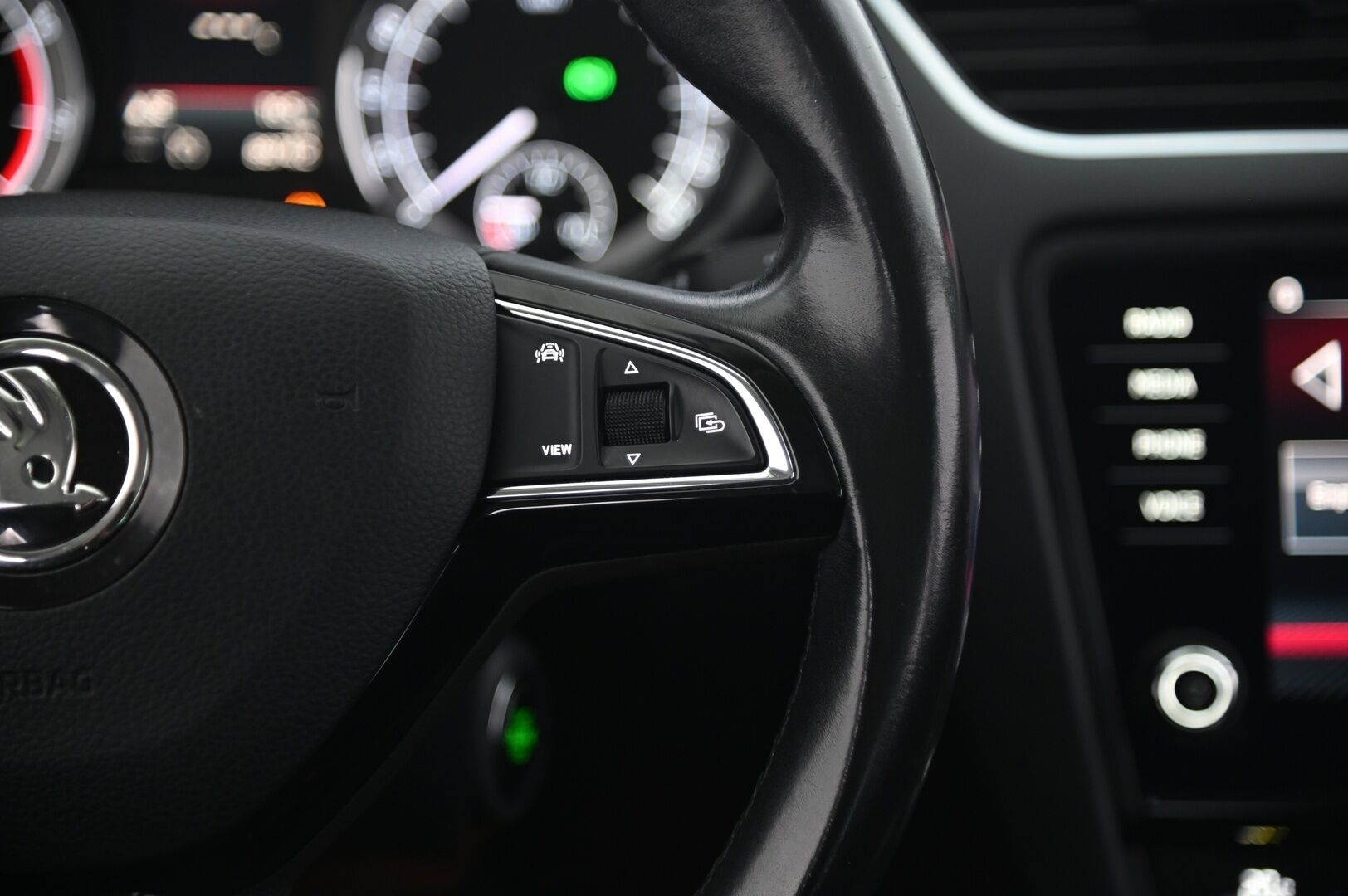 Skoda Octavia 2019 Combi 1,0 TSI Style DSG Autom. - ACC | Webasto | Koukku | Kamera | Kessy | Suomiauto | Blis | LED | Lämpöratti | Penkinlämmitys edessä&takana