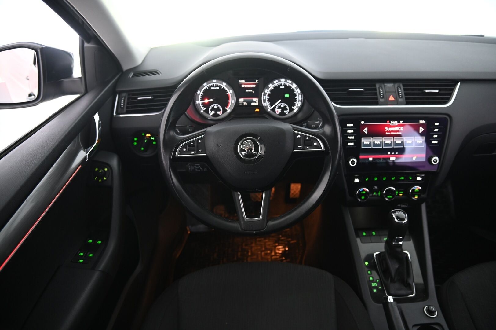 Skoda Octavia 2019 Combi 1,0 TSI Style DSG Autom. - ACC | Webasto | Koukku | Kamera | Kessy | Suomiauto | Blis | LED | Lämpöratti | Penkinlämmitys edessä&takana
