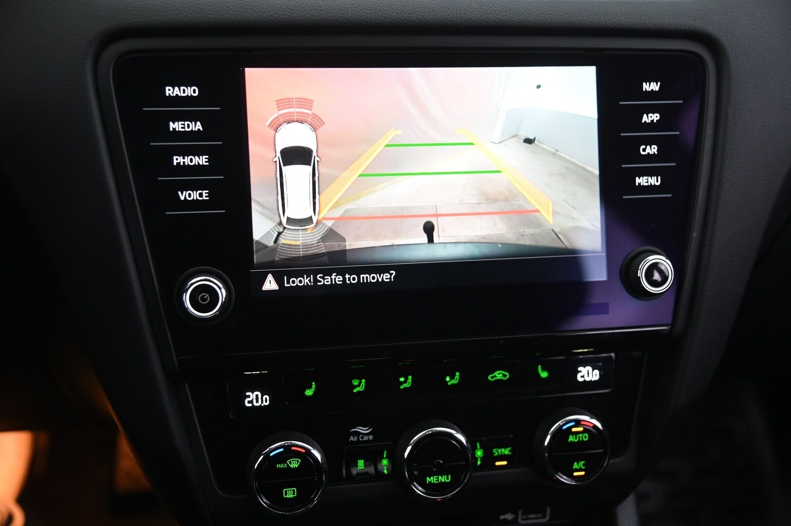 Skoda Octavia 2019 Combi 1,0 TSI Style DSG Autom. - ACC | Webasto | Koukku | Kamera | Kessy | Suomiauto | Blis | LED | Lämpöratti | Penkinlämmitys edessä&takana
