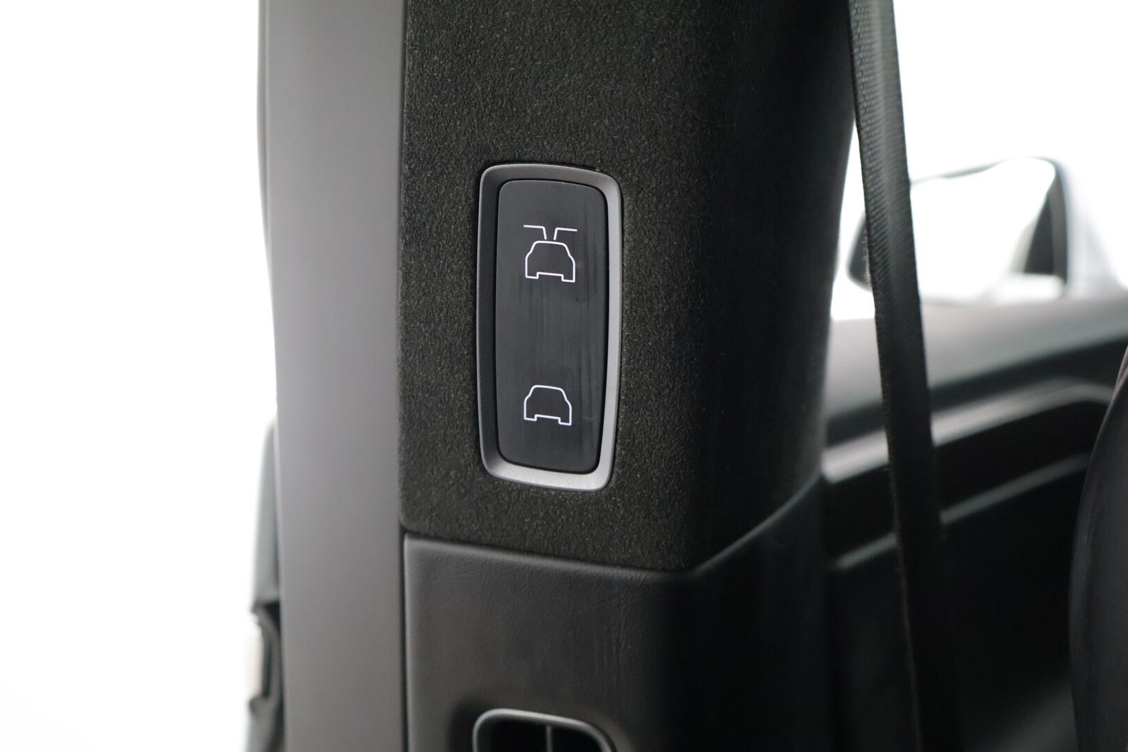Tesla Model X 2018 100 D 6-Paik * LED / Adapt. Vak / Ilma-alusta / P-Kamera / Kaistavahti / Navi * - 3,99 % KORKOTARJOUS TÄHÄN AUTOON 7.9. ASTI! - Kummatkin renkaat kunnossa / Katsastus 9/26 / Siisti yksilö! *