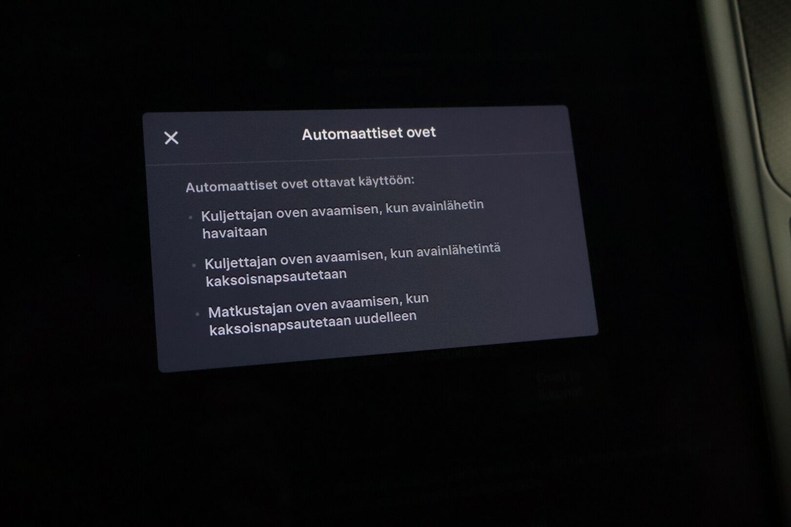Tesla Model X 2018 100 D 6-Paik * LED / Adapt. Vak / Ilma-alusta / P-Kamera / Kaistavahti / Navi * - 3,99 % KORKOTARJOUS TÄHÄN AUTOON 7.9. ASTI! - Kummatkin renkaat kunnossa / Katsastus 9/26 / Siisti yksilö! *
