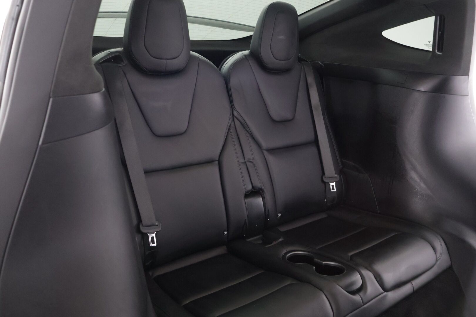 Tesla Model X 2018 100 D 6-Paik * LED / Adapt. Vak / Ilma-alusta / P-Kamera / Kaistavahti / Navi * - 3,99 % KORKOTARJOUS TÄHÄN AUTOON 7.9. ASTI! - Kummatkin renkaat kunnossa / Katsastus 9/26 / Siisti yksilö! *