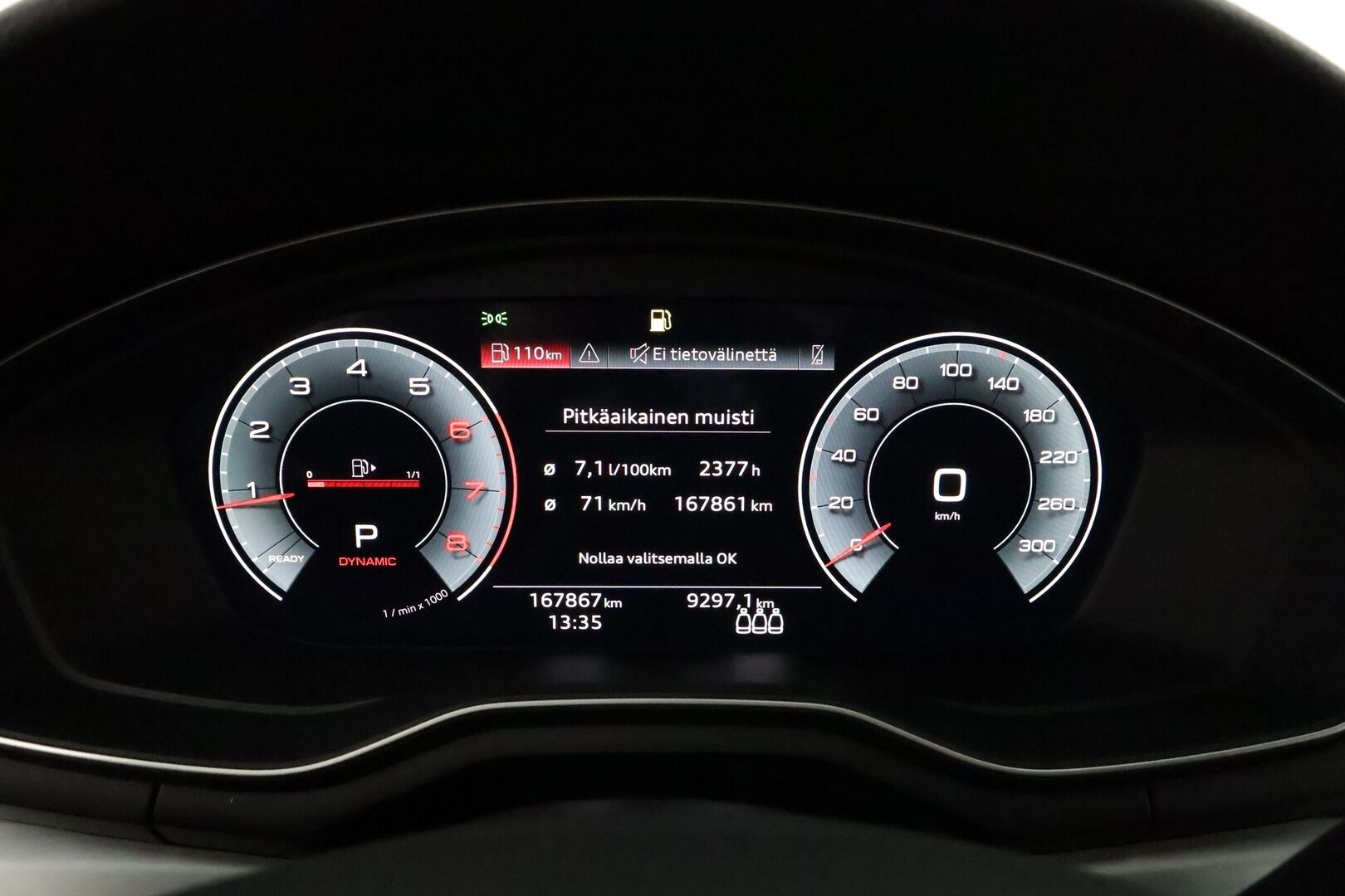 Audi A4 2022 Sedan Business Advanced 40 TFSI 150 kW MHEV S tronic **Webasto / Koukku / ACC / Matrix-LED / P.Kamera / Sporttipenkit - 1-om Suomi-auto / Kahdet Renkaat / Merkkihuollettu!