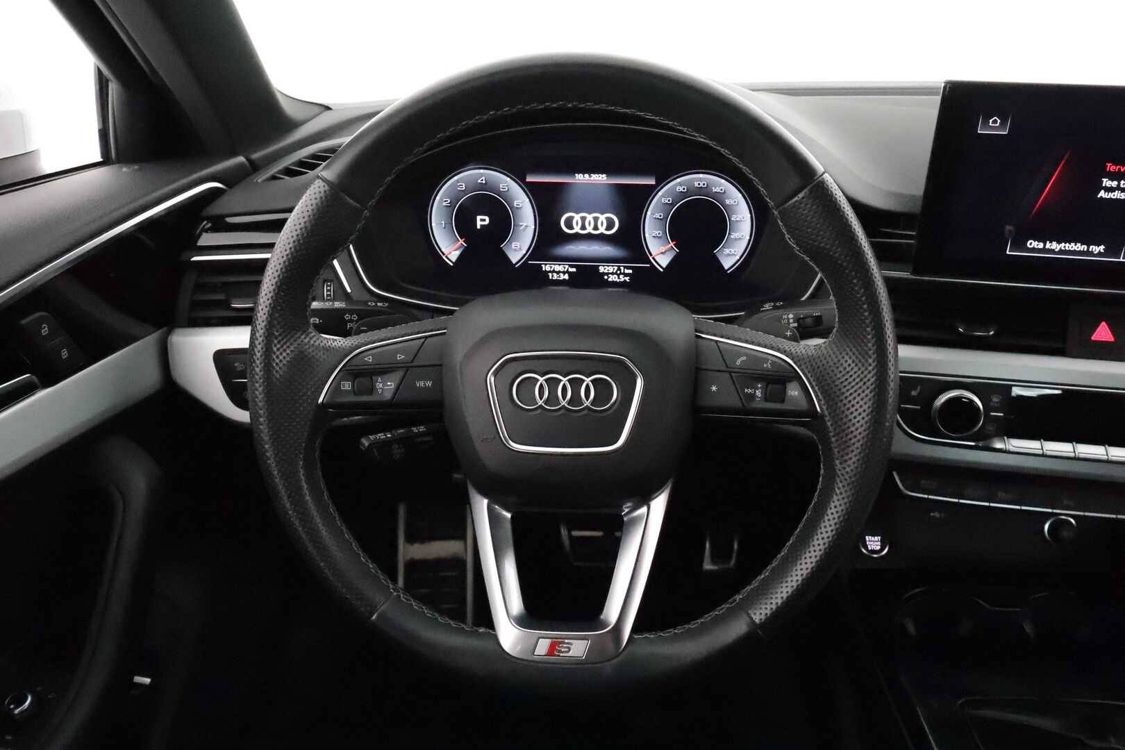 Audi A4 2022 Sedan Business Advanced 40 TFSI 150 kW MHEV S tronic **Webasto / Koukku / ACC / Matrix-LED / P.Kamera / Sporttipenkit - 1-om Suomi-auto / Kahdet Renkaat / Merkkihuollettu!