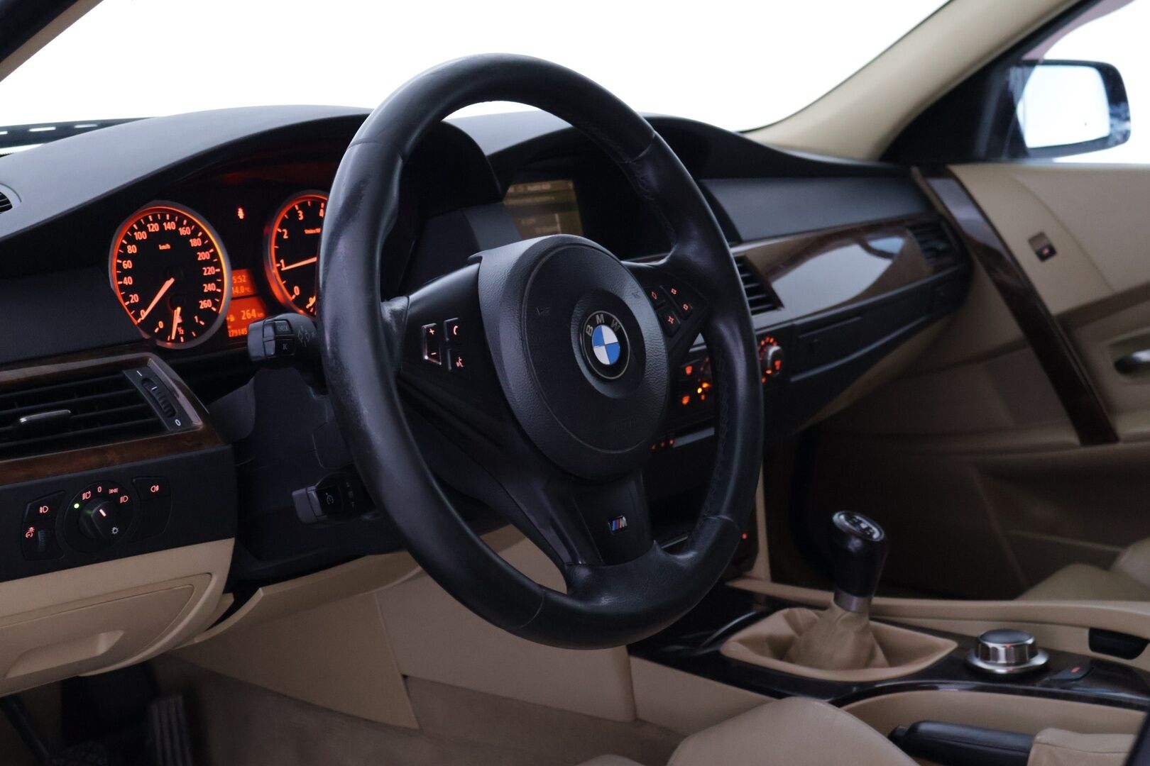 BMW 523 2006 523i Farmari (AC) 5ov - YritysOutlet - Myydään vain yrityksille