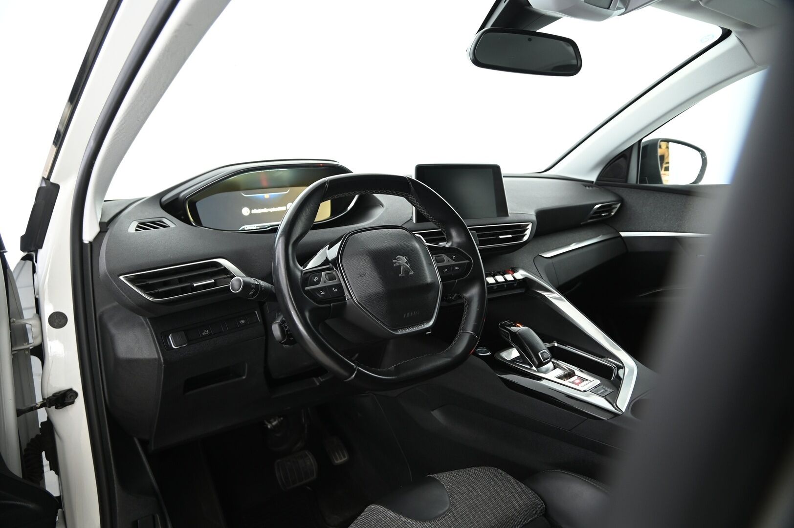 Peugeot 3008 2019 Allure BlueHDi 130 EAT8-automaatti* Suomi-auto / ACC / Sähkö muistipenkit / Adapt. LED / Webasto / P. tutkat * - Upealla helmiäis Metallivärillä / Jakohihna vaihdettu 11/24 / Bliss / Digimittaristo / Keyless GO / Carplay / Sähköinen luukku jalan heilautuksella 