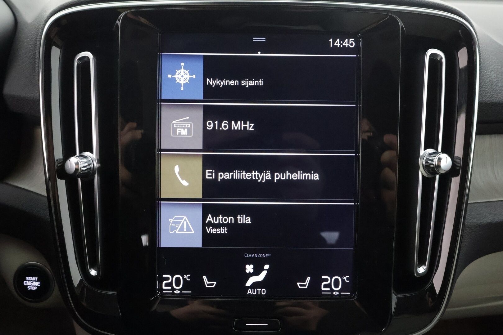 Volvo XC40 2019 T4 AWD Business Inscription aut * Webasto / Koukku / ACC / Full-LED / P.Kamera / Sportpenkki Muistilla / Navi * - Suomi-auto / Kahdet renkaat aluvanteilla / Merkkihuollot