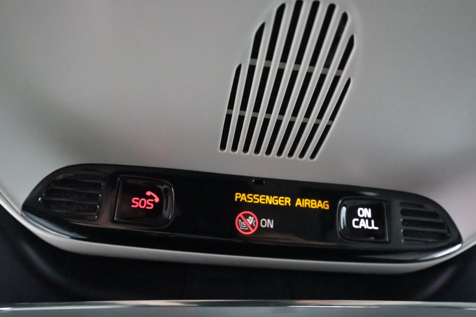 Volvo XC40 2019 T4 AWD Business Inscription aut * Webasto / Koukku / ACC / Full-LED / P.Kamera / Sportpenkki Muistilla / Navi * - Suomi-auto / Kahdet renkaat aluvanteilla / Merkkihuollot