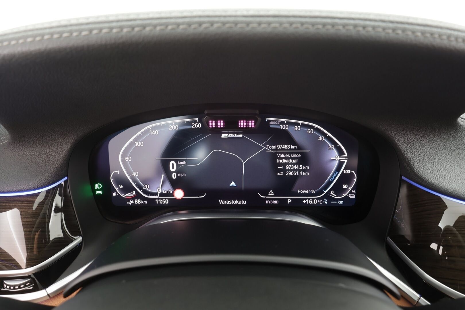 BMW 745 2020 G12 Sedan 745Le A xDrive - | ACC | HUD | Kattoluukku | Adaptiiviset LED | Comfort access | Muistipenkit | P.Kamera | Hifit | Apple&Android | Suomi-auto |                    Kahdet Renkaat | Merkkihuollettu |