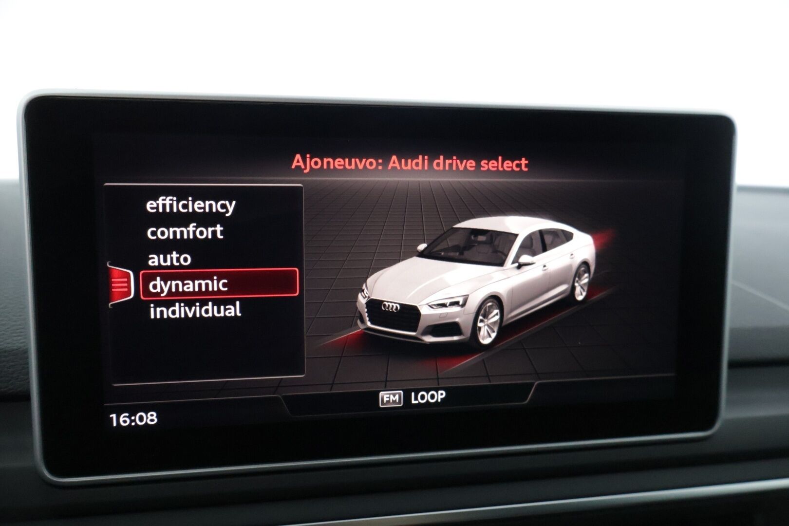 Audi A5 2019 Sportback Business Sport Comfort Edition 45 TFSI 180 kW MHEV quattro S tronic ** Webasto / Digimittaristo / Koukku ** - ** Suomi-auto / Sporttipenkit / Navi / 2x renkaat ja vanteet **