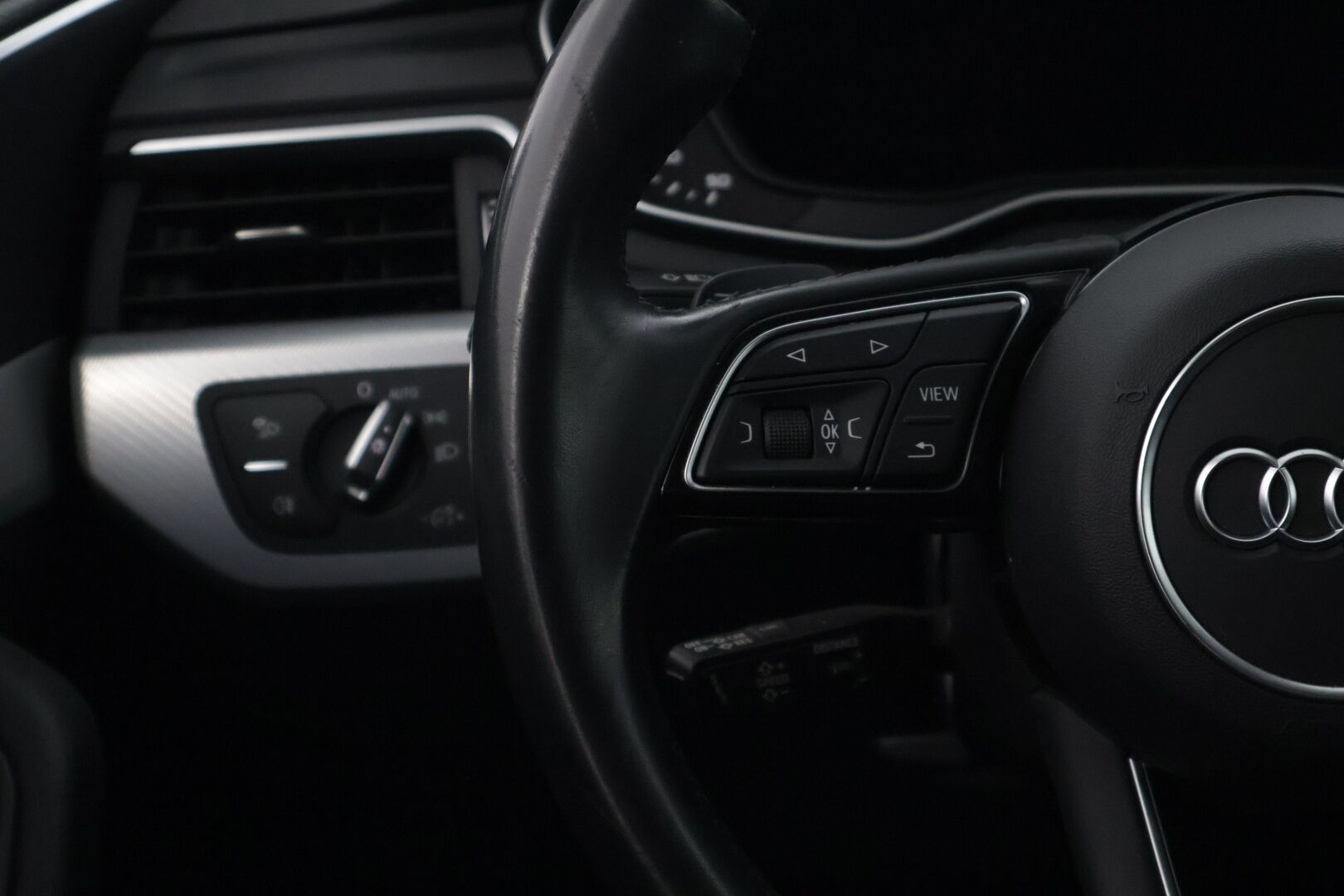 Audi A5 2019 Sportback Business Sport Comfort Edition 45 TFSI 180 kW MHEV quattro S tronic ** Webasto / Digimittaristo / Koukku ** - ** Suomi-auto / Sporttipenkit / Navi / 2x renkaat ja vanteet **