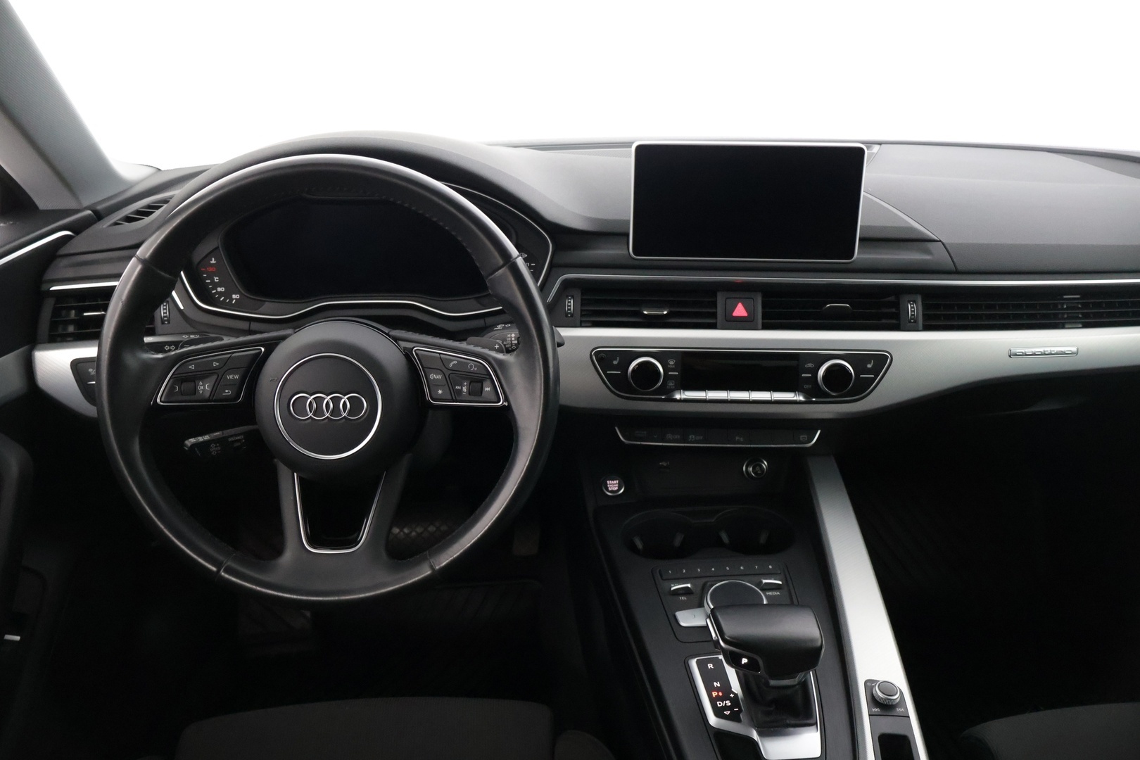 Audi A5 2019 Sportback Business Sport Comfort Edition 45 TFSI 180 kW MHEV quattro S tronic ** Webasto / Digimittaristo / Koukku ** - 3,99% KORKOTARJOUS TÄHÄN AUTOON 21.9. ASTI - ** Suomi-auto / Sporttipenkit / Navi / 2x renkaat ja vanteet **
