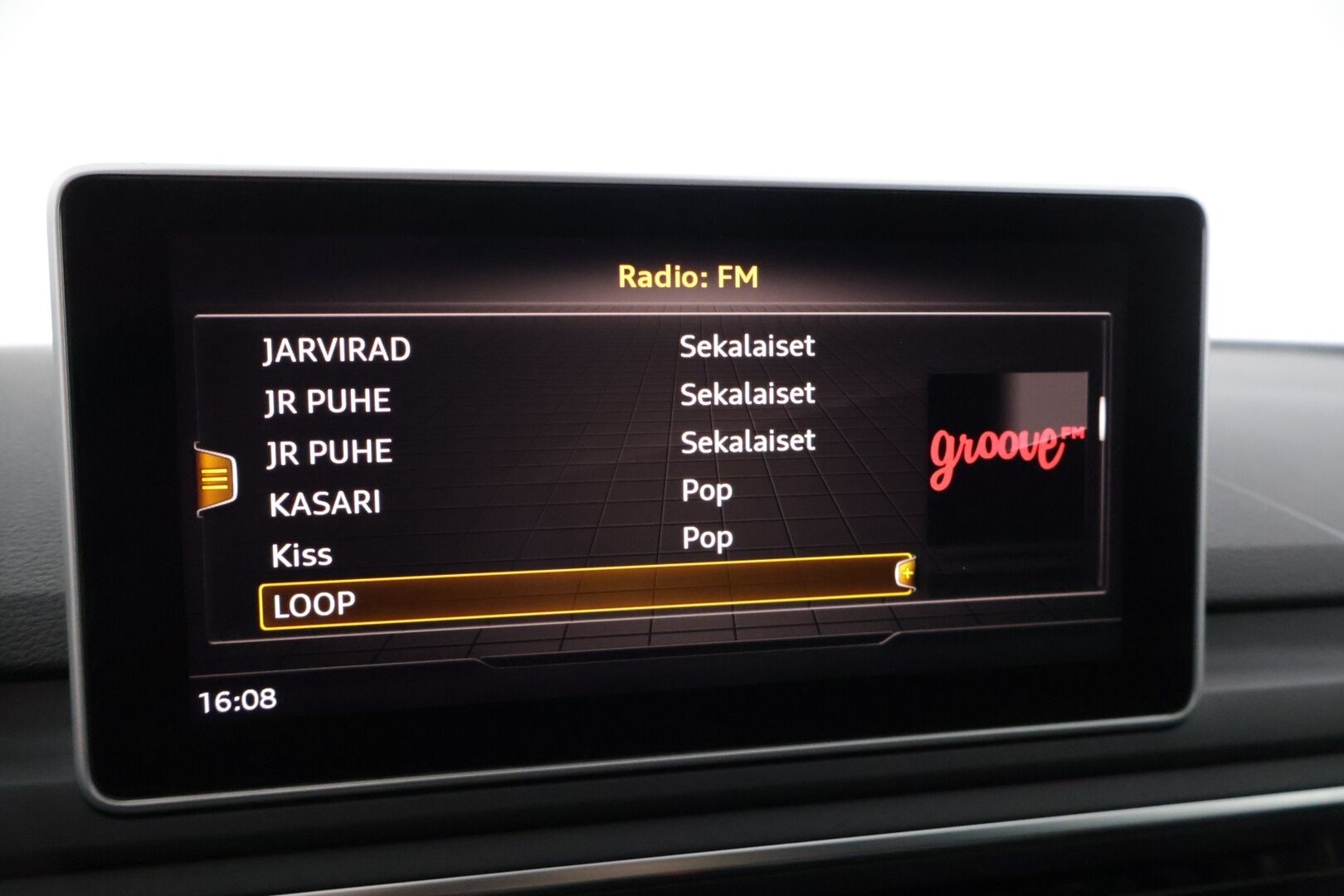 Audi A5 2019 Sportback Business Sport Comfort Edition 45 TFSI 180 kW MHEV quattro S tronic ** Webasto / Digimittaristo / Koukku ** - Suomi-auto / ACC / Sporttipenkit / Sähkökontti / 2x renkaat ja vanteet