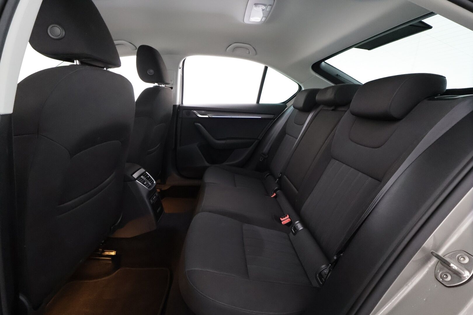 Skoda Octavia 2019 1,0 TSI Style BusinessLine DSG Autom. - | ACC | Webasto | LED | Ratinlämmitys | P.tutkat | Apple&Android | 1.Om Suomi-auto | Merkkihuollettu |