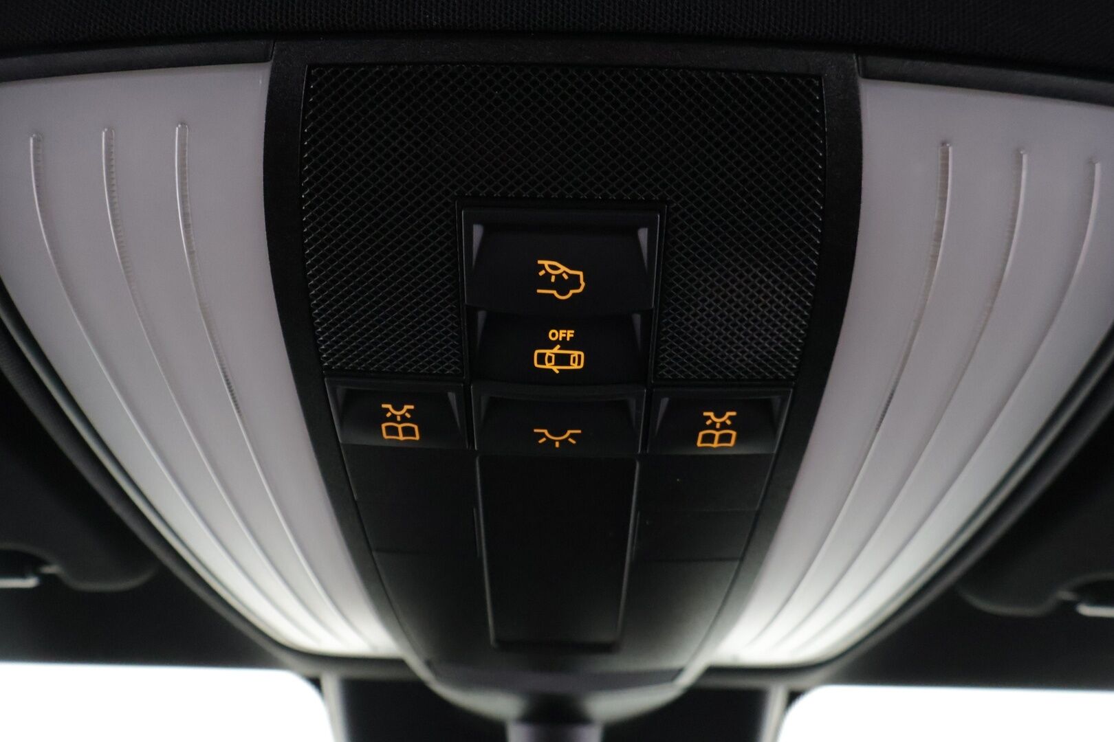 Mercedes-Benz CLS 2013 350CDI AMG-Styling Shooting Brake *Harman&Kardon / BI-XenonLohkolämmitin / Sähköluukku / Navi / P.kamera** - Huippuvarusteilla oleva CLS 350CDI luotettavalla 3.0l diesel moottorilla - HULLUT VÄLIPÄIVÄT KORKOTARJOUS 2,49%