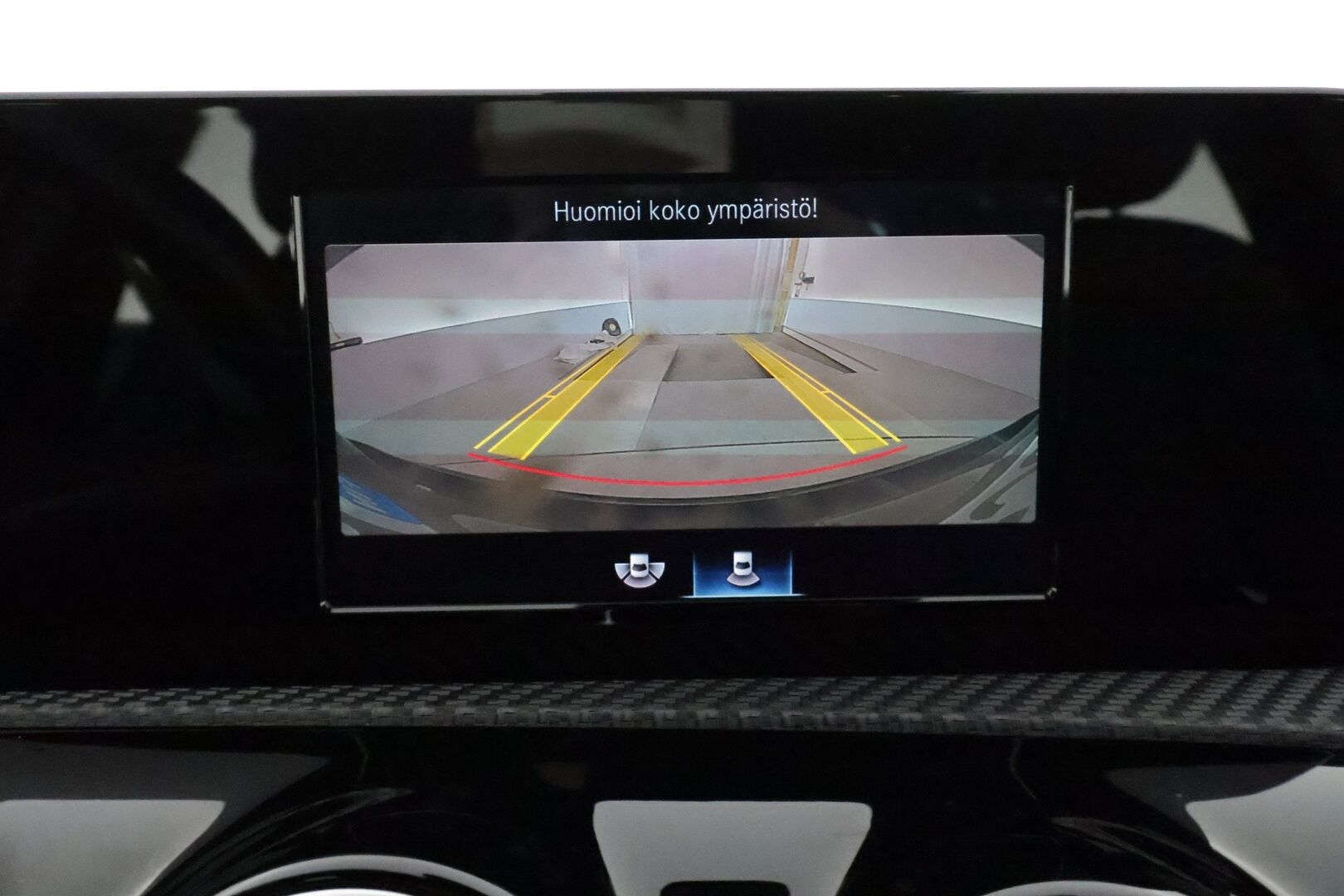 Mercedes-Benz A 2019 180 A Business Style **1-om. Suomi-auto / P.kamera / Vakkari / Puolinahat / LED / Kahdet renkaat** - Juuri huollettu!