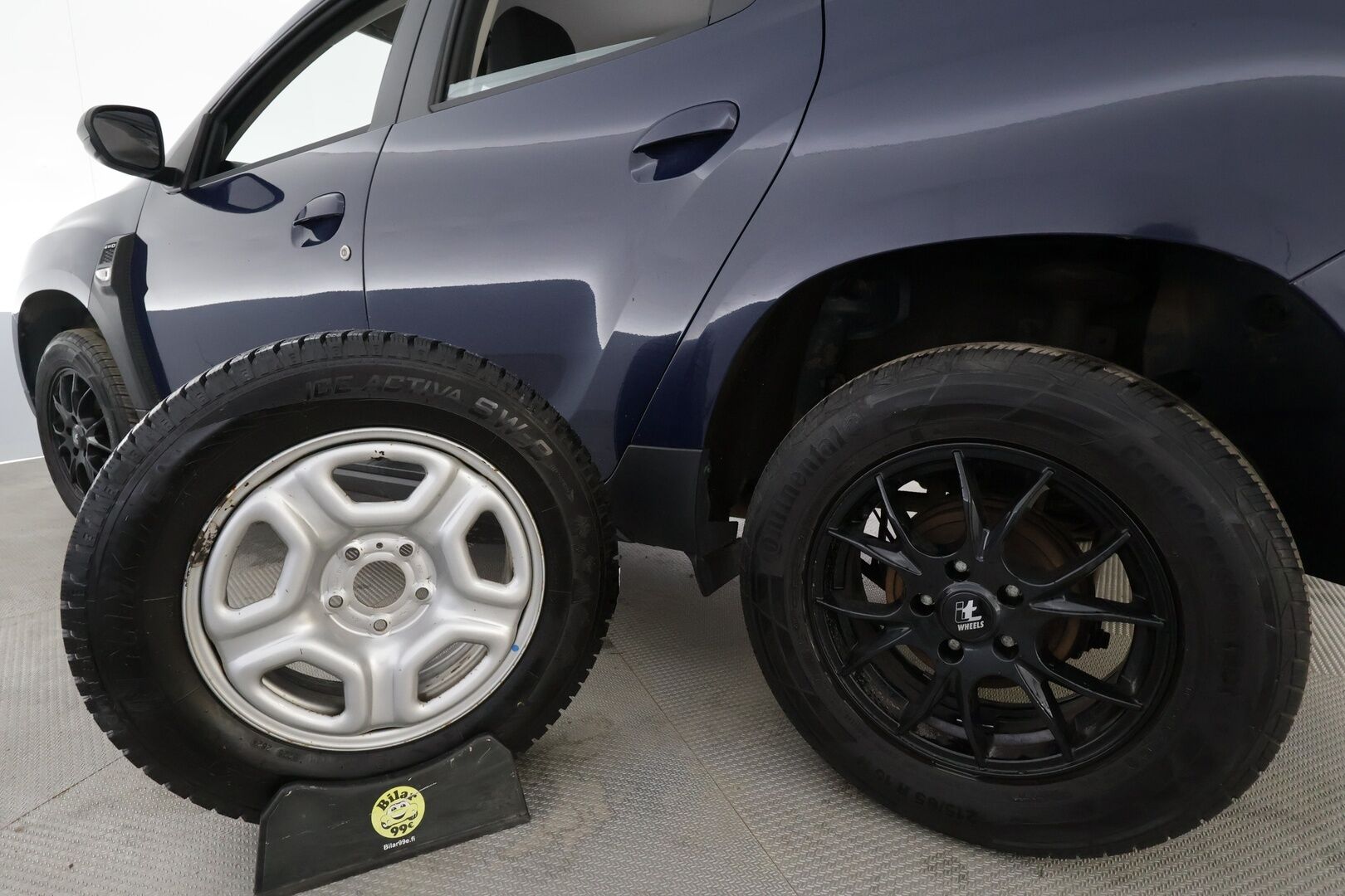 Dacia Duster 2019 SCe 115 4x4 Comfort BT * Suomi-auto / Vakkari / Lohko / Koukku / Bluetooth / 2x Renkaat * - HULLUT AVAJAISHULINAT KORKOTARJOUS 3,29 %