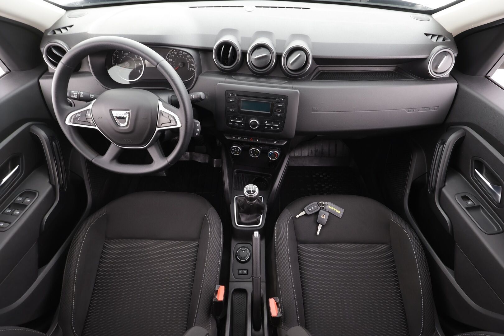 Dacia Duster 2019 SCe 115 4x4 Comfort BT - | Suomi-auto | Vakkari | Lohko | Koukku | Bluetooth | 2x Renkaat |