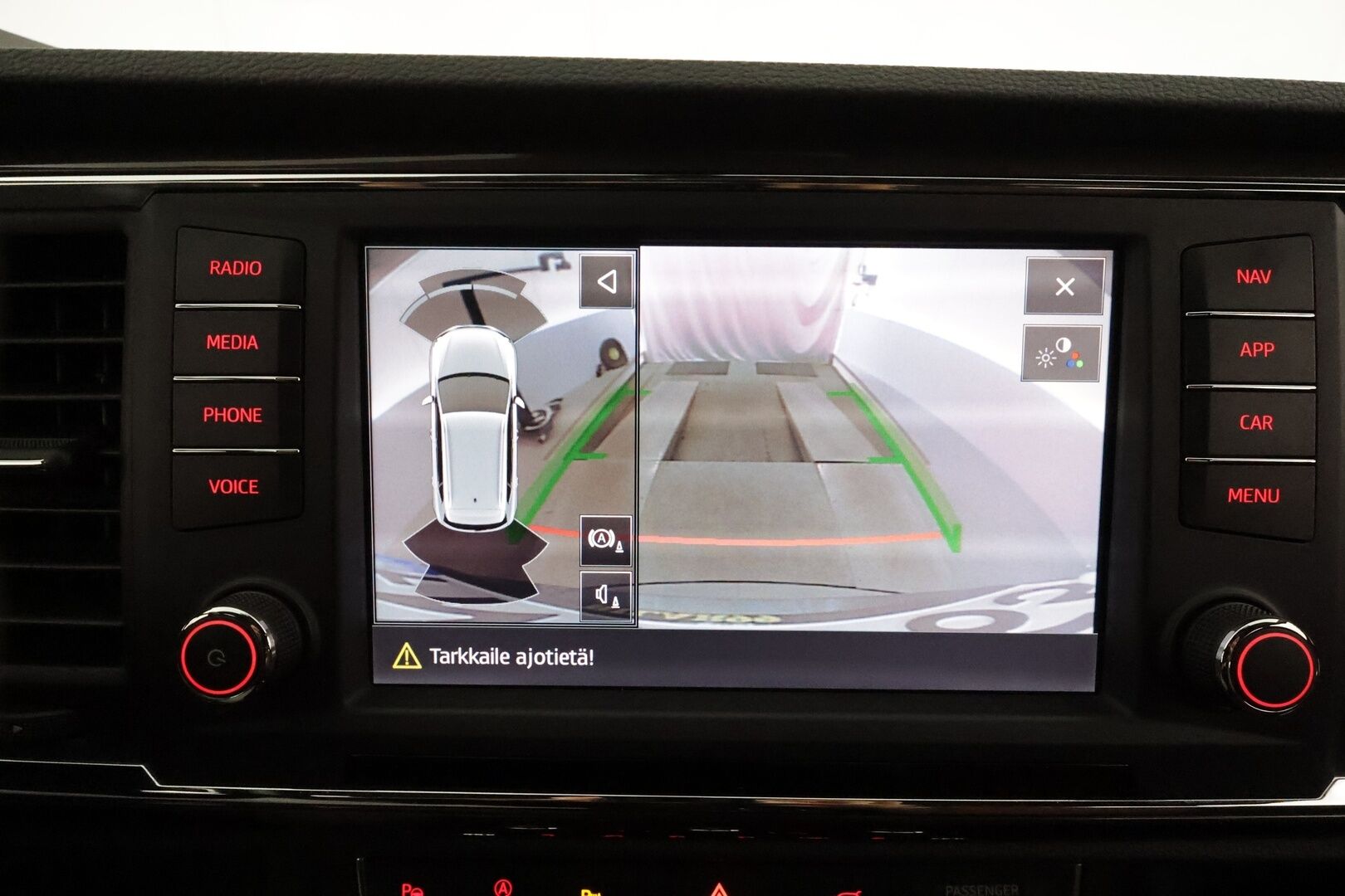 Seat Ateca 2019 1,5 TSI 150 EVO Xcellence DSG **Adapt.vakkari / P.kamera / LED / Koukku / Webasto / Navi / KeylessGo** - Suomi-auto / Kahdet renkaat aluvanteilla 