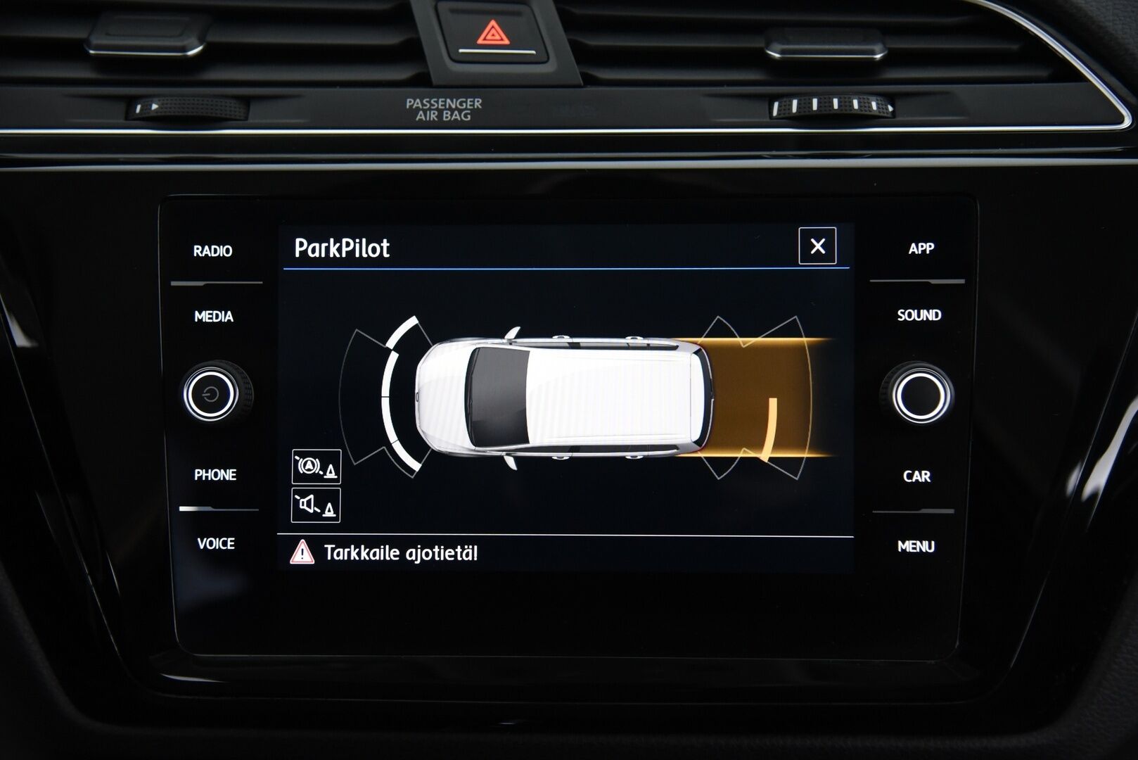 Volkswagen Touran 2019 Highline 1,6 TDI SCR 85 kW (115 hv) DSG-automaatti / ACC / LED / Lohkolämmitin / Tutkat / Koukku / 7P - Suomi-auto / Hihna vaihdettu 06/2025 