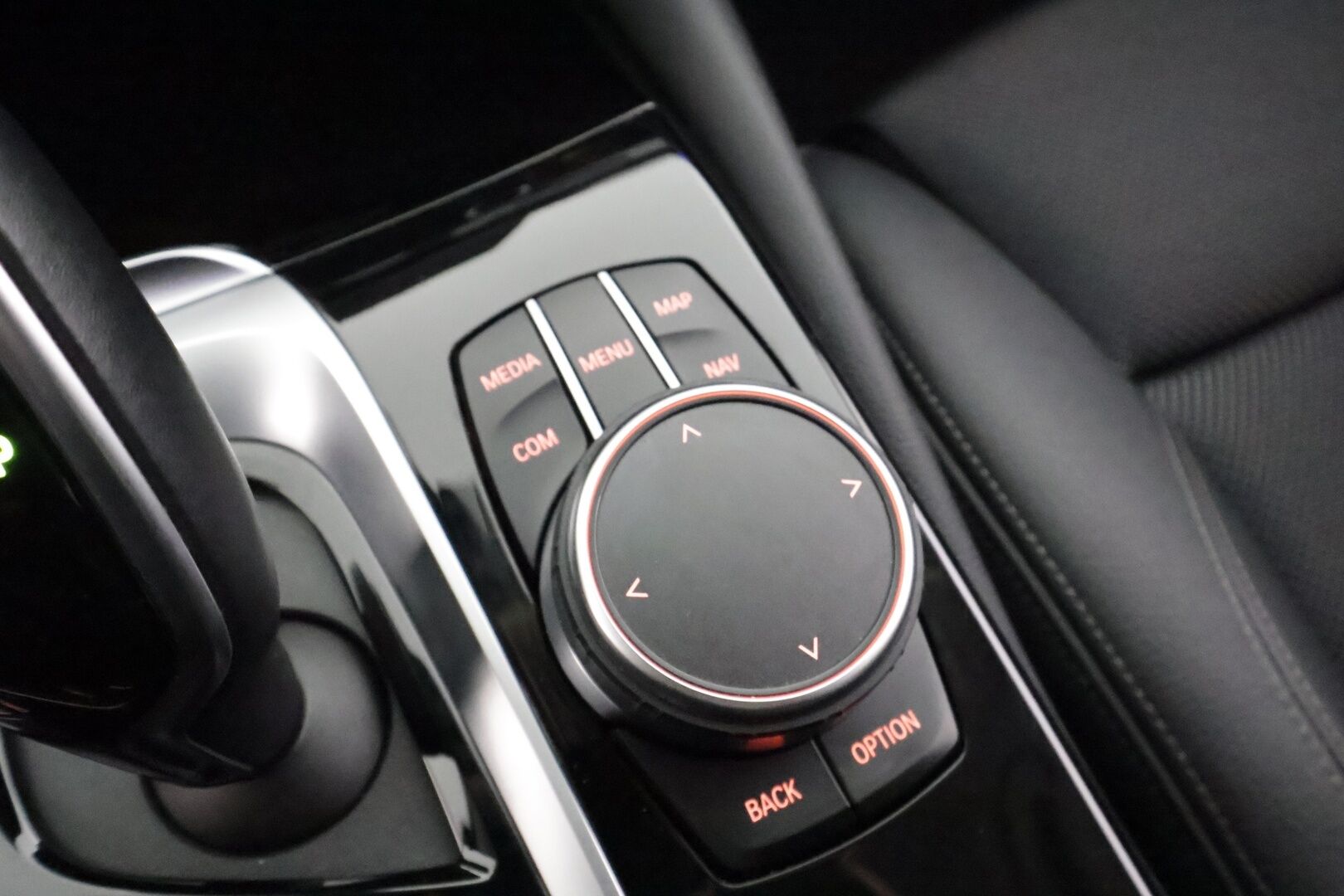 BMW 530 2019 G30 Sedan 530e A Charged Edition Sport - | Sporttipenkit | P.kamera | Ambient light | LED | Digimittaristo | Puolinahat | Navi | Lämm. ratti | Vakkari | 2x renkaat aluin | 