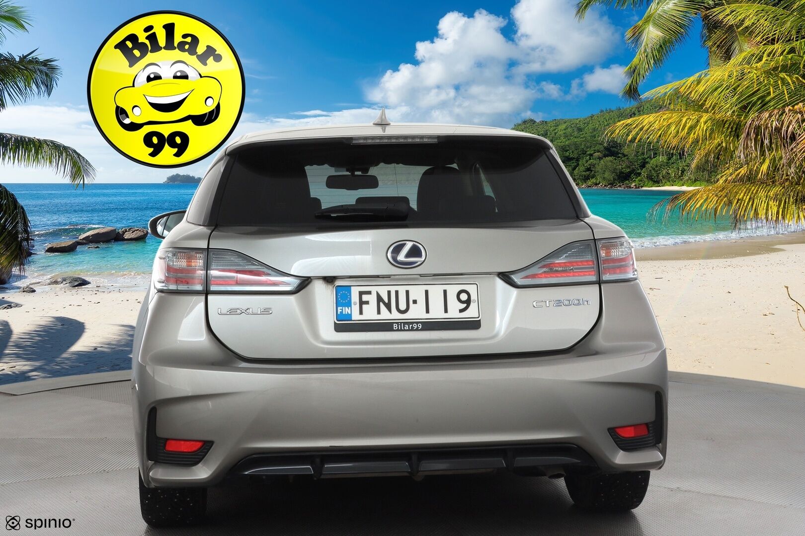 Lexus CT 2016 200h Hybrid A F Sport * Vakkari / P.kamera / Puolinahat / Navi / Auto.ilmastointi * - Kahdet renkaat aluvanteilla