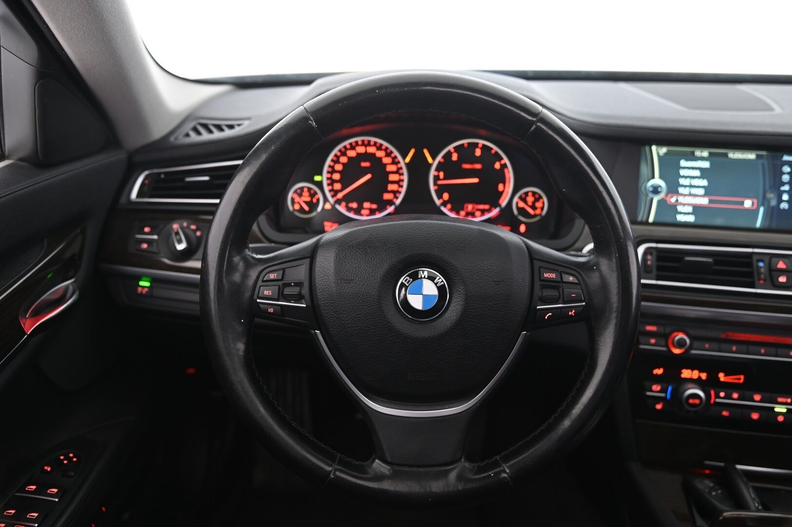 BMW 730 2009 A F01 Sedan - Hifit | Webasto | Kattoluukku | Proffa.Navi | Comfort penkit muistilla | 2x Renkaat&alumiinivanteet