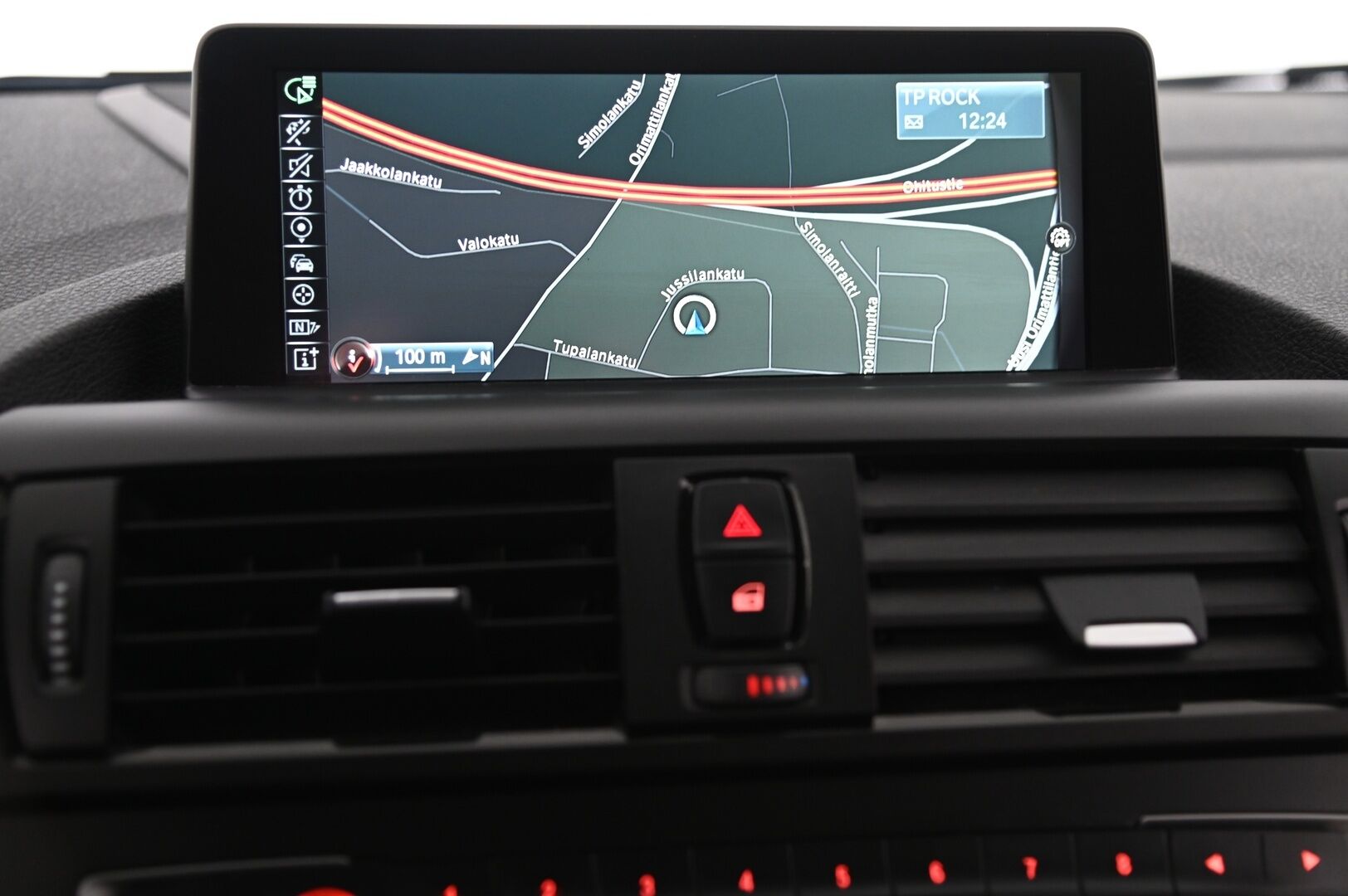 BMW 125 2014 125d M-Sport *Sporttinahat / H&K / Kattoluukku / Proffa Navi / Webasto / Tutkat* - Juuri Leimattu / 2x renkaat ja vanteet / Näyttävä