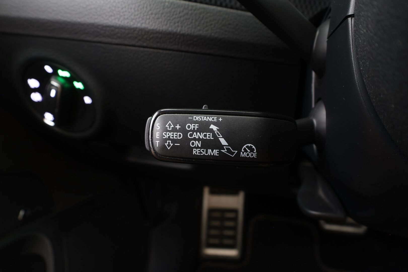 Skoda Superb 2019 2,0 TSI 4x4 SportLine DSG Autom. - | Lasikattoluukku | Canton | Webasto | Koukku | ACC | Xenon | P.Kamera | Muistipenkki | Katveavustin | Navi | Kaistavahti | Keyless | Suomi-auto | 
