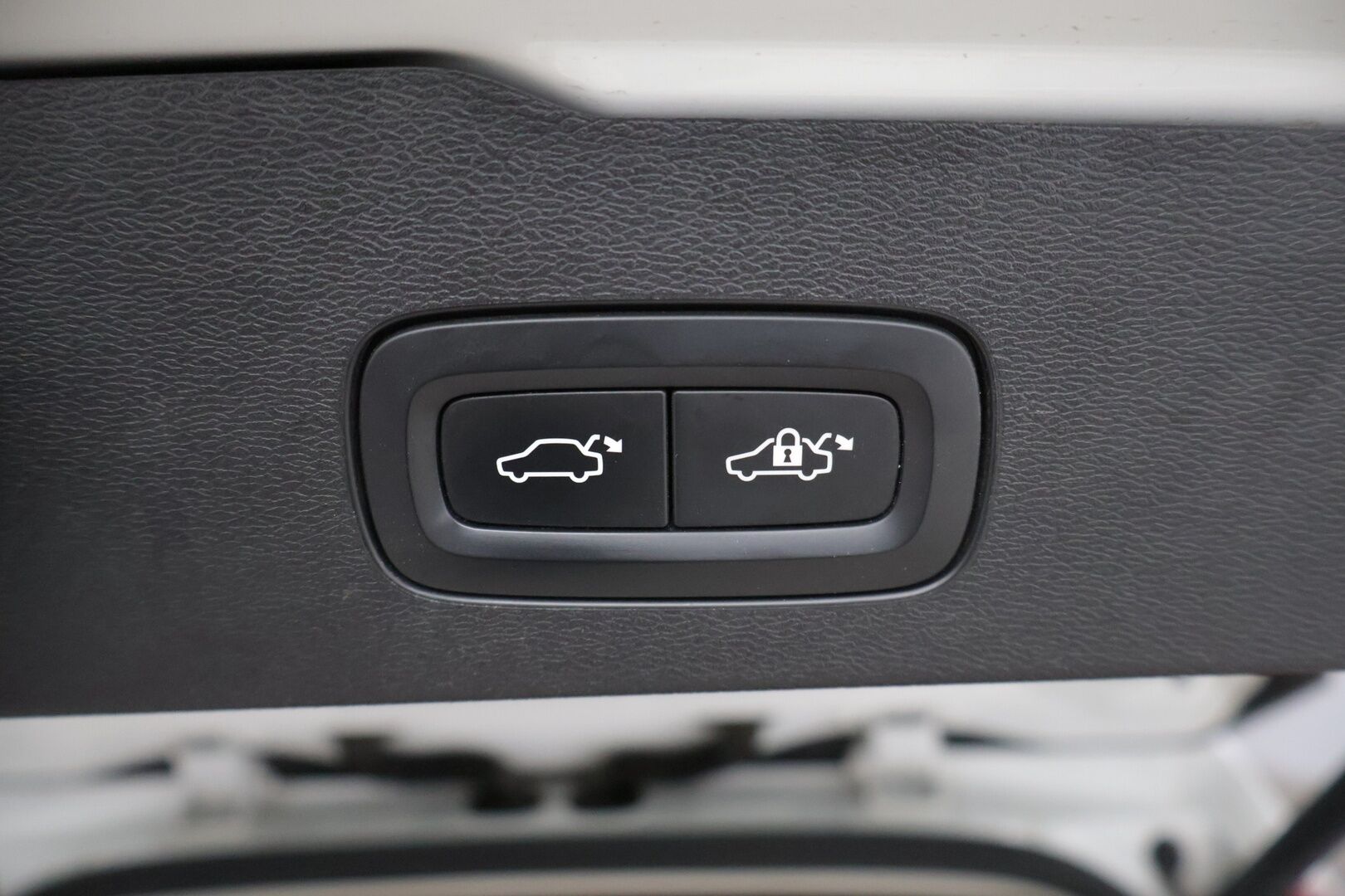 Volvo V60 2019 D3 AWD Business Inscription aut * Alvillinen / Adapt. Vakkari / Webasto / Nahkasisusta / Muistipenkki / * - Oikein siisti neliveto, ALV. INSCRIPTION, merkkihuollettu yksilö. Jakopää tehty viime huollossa 5/25!