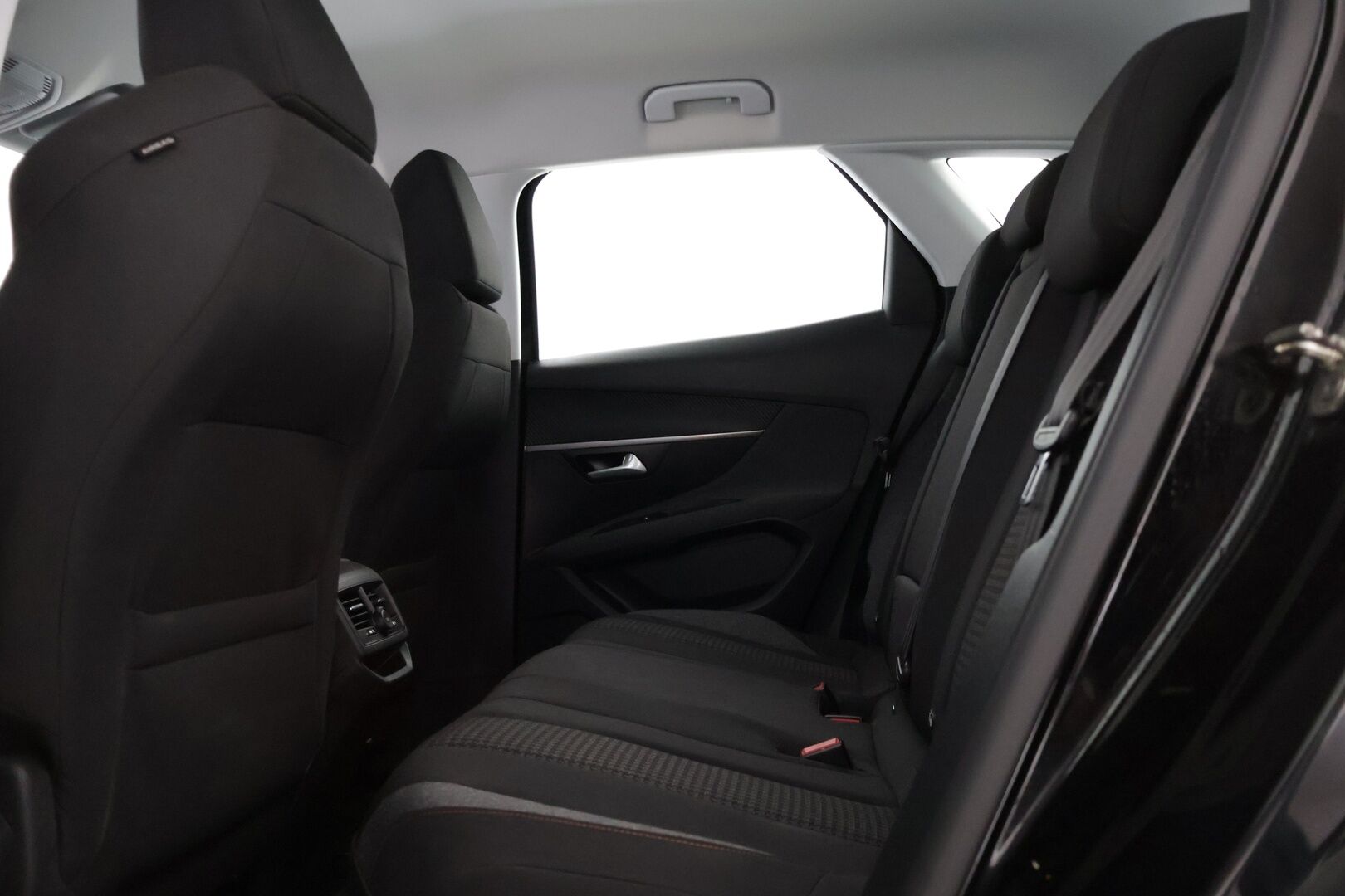Peugeot 3008 2019 Active PureTech 130 EAT8 *Suomi-auto / LED-valot / Juuri huollettu*