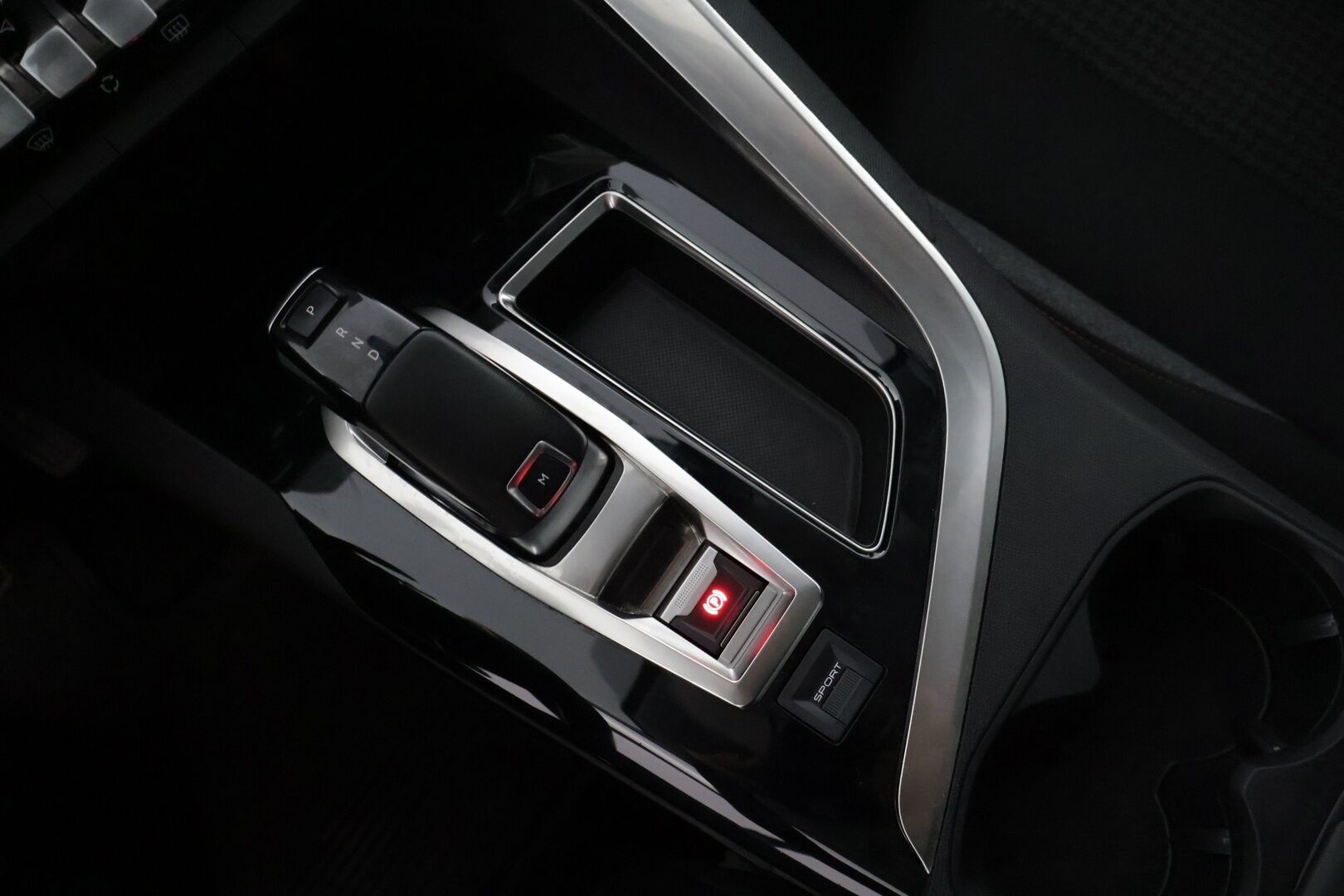 Peugeot 3008 2019 Active PureTech 130 EAT8 *Suomi-auto / LED-valot / Juuri huollettu*
