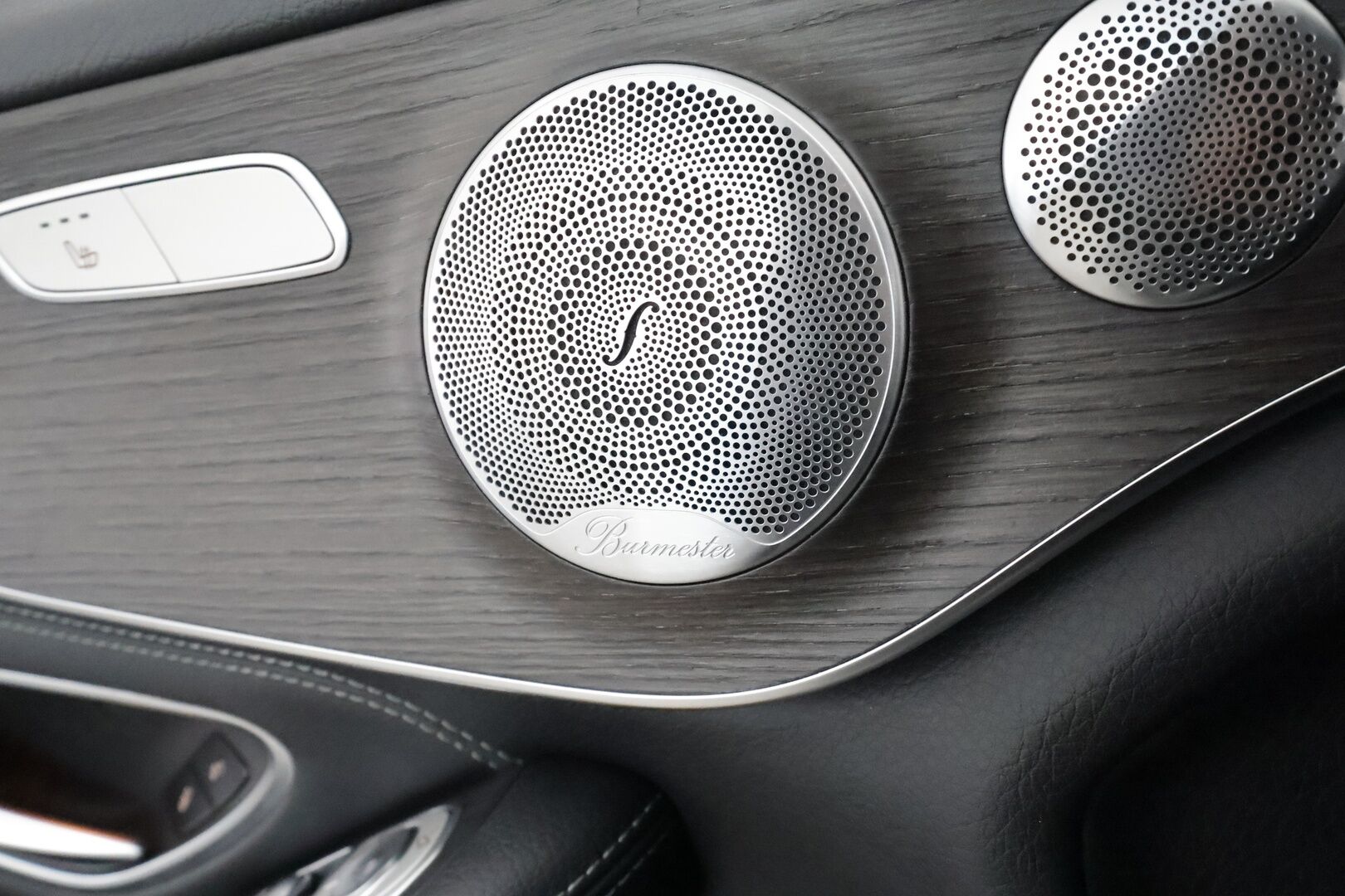 Mercedes-Benz C 2019 200 Coupé AMG **Digimittaristo / Facelift / Burmester / P.Kamera / Navi / Vakkari / Sporttipenkit** - Nahka-Alcantara / Digimittaristo - HULLUT BLACKWEEK JATKOT - KORKOTARJOUS 2,49%