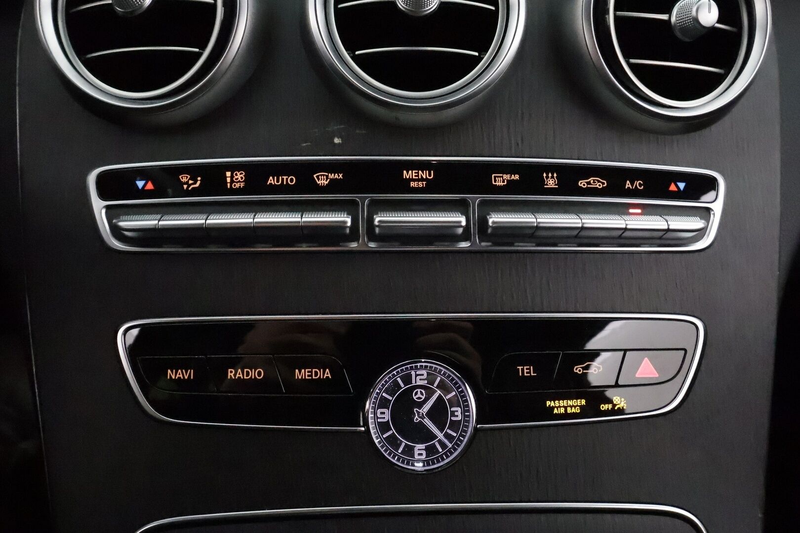 Mercedes-Benz C 2018 C 200 Coupé AMG EQ Boost **Vakkari / P.kamera / Navi / Facelift / Sporttipenkit / Burmester** - Nahka-Alcantara / Digimittaristo 