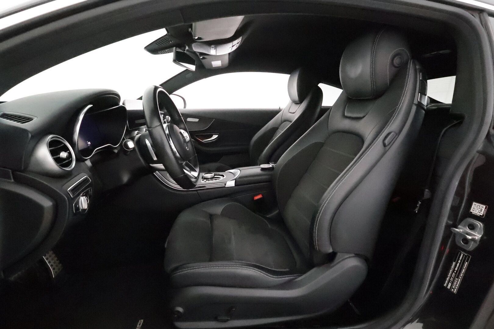 Mercedes-Benz C 2019 200 Coupé AMG **Digimittaristo / Facelift / Burmester / P.Kamera / Navi / Vakkari / Sporttipenkit** - Nahka-Alcantara / Digimittaristo - HULLUT BLACKWEEK JATKOT - KORKOTARJOUS 2,49%