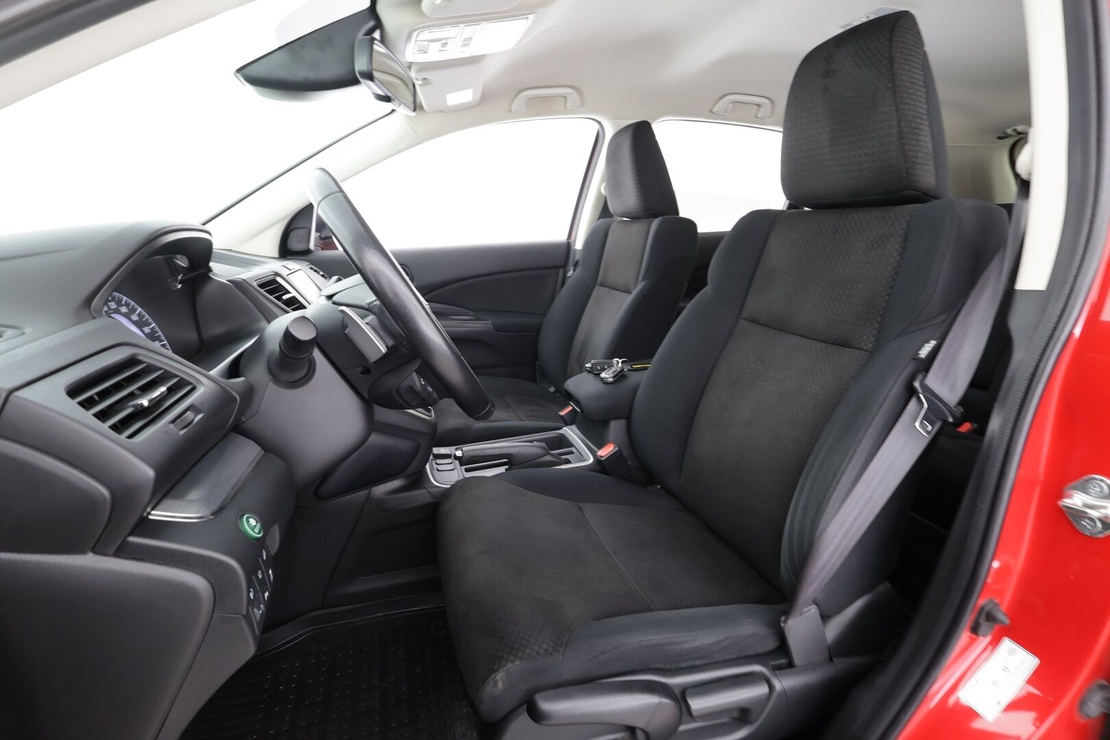 Honda CR-V 2017 2,0 Elegance Plus AT - | Webasto | Koukku | P.kamera | BT | Navi | Vakkari | P.tutkat | Lohko+sisälämmitin | Aut. ilmastointi | Huoltokirja | 2x renkaat aluin | 