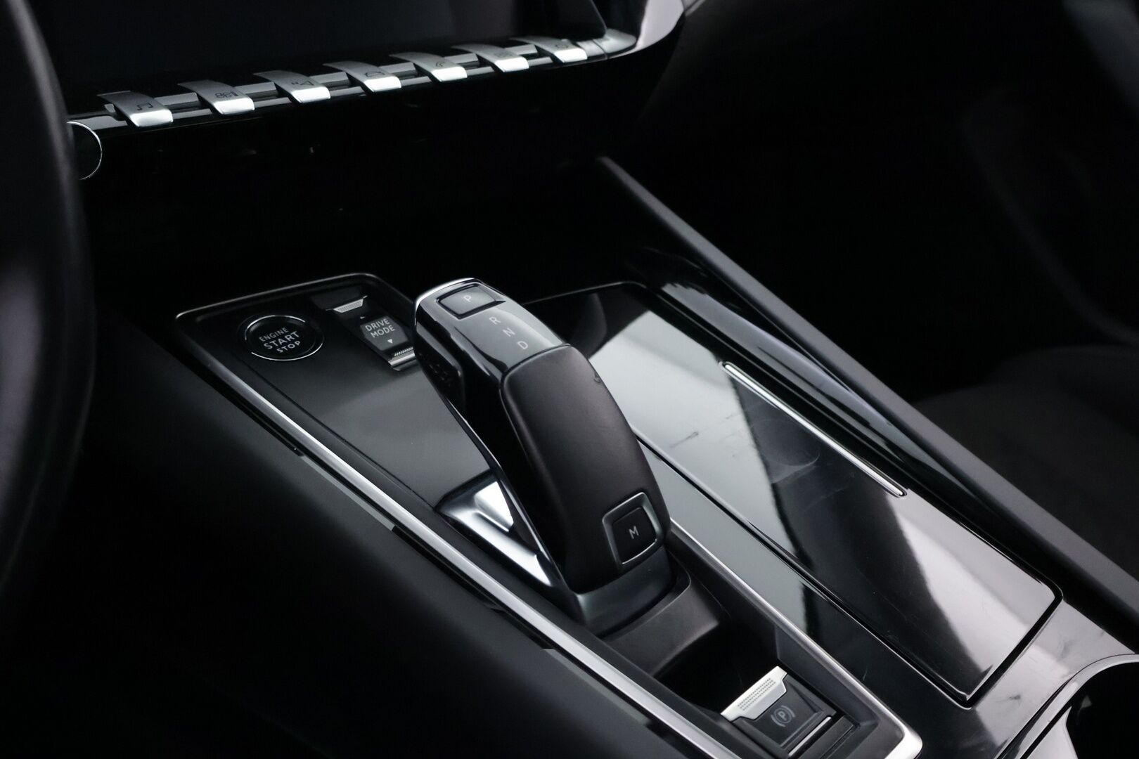 Peugeot 508 2019 Active BlueHDi 130 EAT8-automaatti - | Suomiauto | Vetokoukku | Lohkolämmitin | Vakkari | Jakopää tehty | Facelift | Metalliväri | Katso hinta!