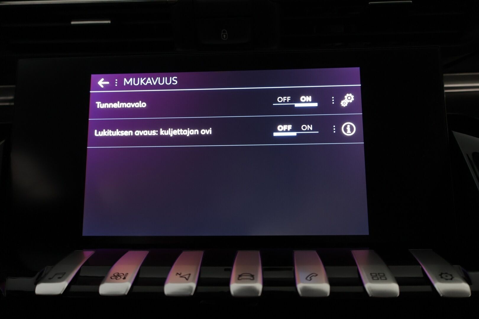 Peugeot 508 2019 Active BlueHDi 130 EAT8-automaatti - | Suomiauto | Vetokoukku | Lohkolämmitin | Vakkari | Jakopää tehty | Facelift | Metalliväri | Katso hinta!