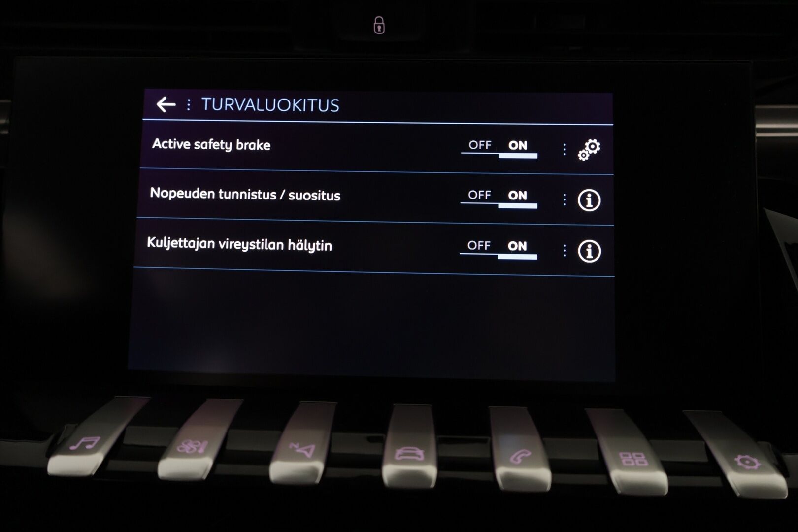 Peugeot 508 2019 Active BlueHDi 130 EAT8-automaatti - | Suomiauto | Vetokoukku | Lohkolämmitin | Vakkari | Jakopää tehty | Facelift | Metalliväri | Katso hinta!