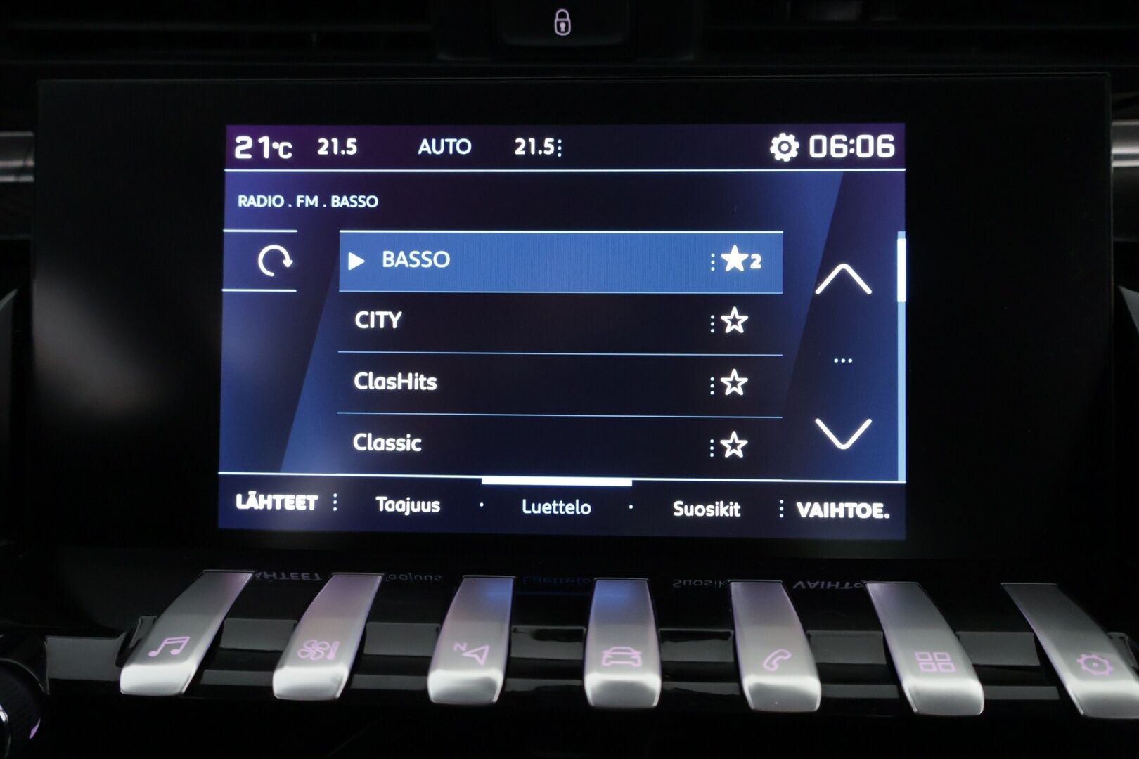 Peugeot 508 2019 Active BlueHDi 130 EAT8-automaatti - | Suomiauto | Vetokoukku | Lohkolämmitin | Vakkari | Jakopää tehty | Facelift | Metalliväri | Katso hinta!