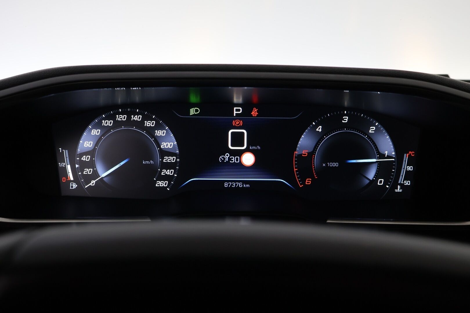 Peugeot 508 2019 Active BlueHDi 130 EAT8-automaatti - | Suomiauto | Vetokoukku | Lohkolämmitin | Vakkari | Jakopää tehty | Facelift | Metalliväri | Katso hinta!
