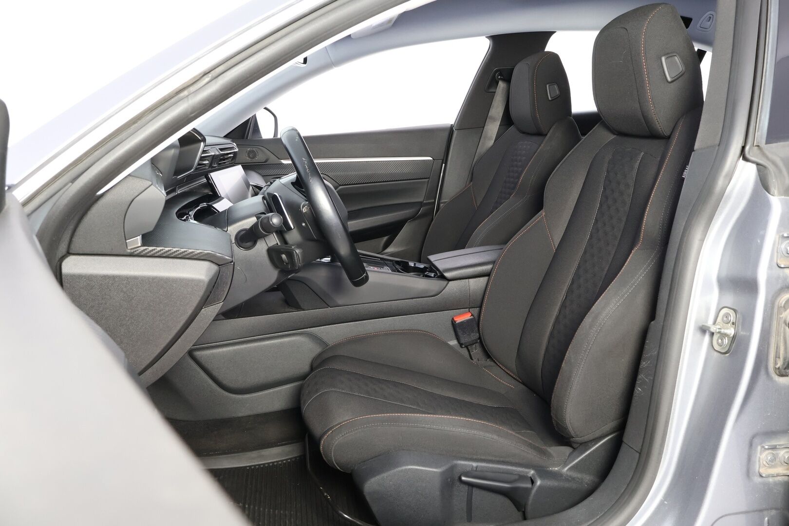 Peugeot 508 2019 Active BlueHDi 130 EAT8-automaatti - | Suomiauto | Vetokoukku | Lohkolämmitin | Vakkari | Jakopää tehty | Facelift | Metalliväri | Katso hinta!