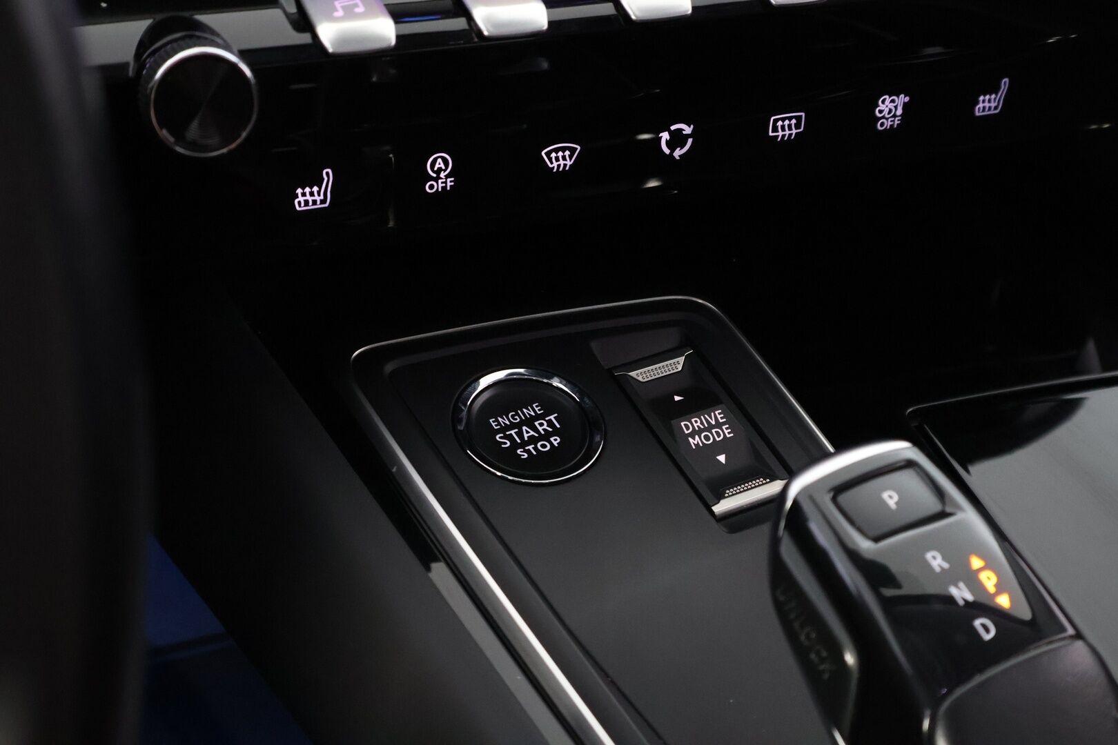 Peugeot 508 2019 Active BlueHDi 130 EAT8-automaatti - | Suomiauto | Vetokoukku | Lohkolämmitin | Vakkari | Jakopää tehty | Facelift | Metalliväri | Katso hinta!